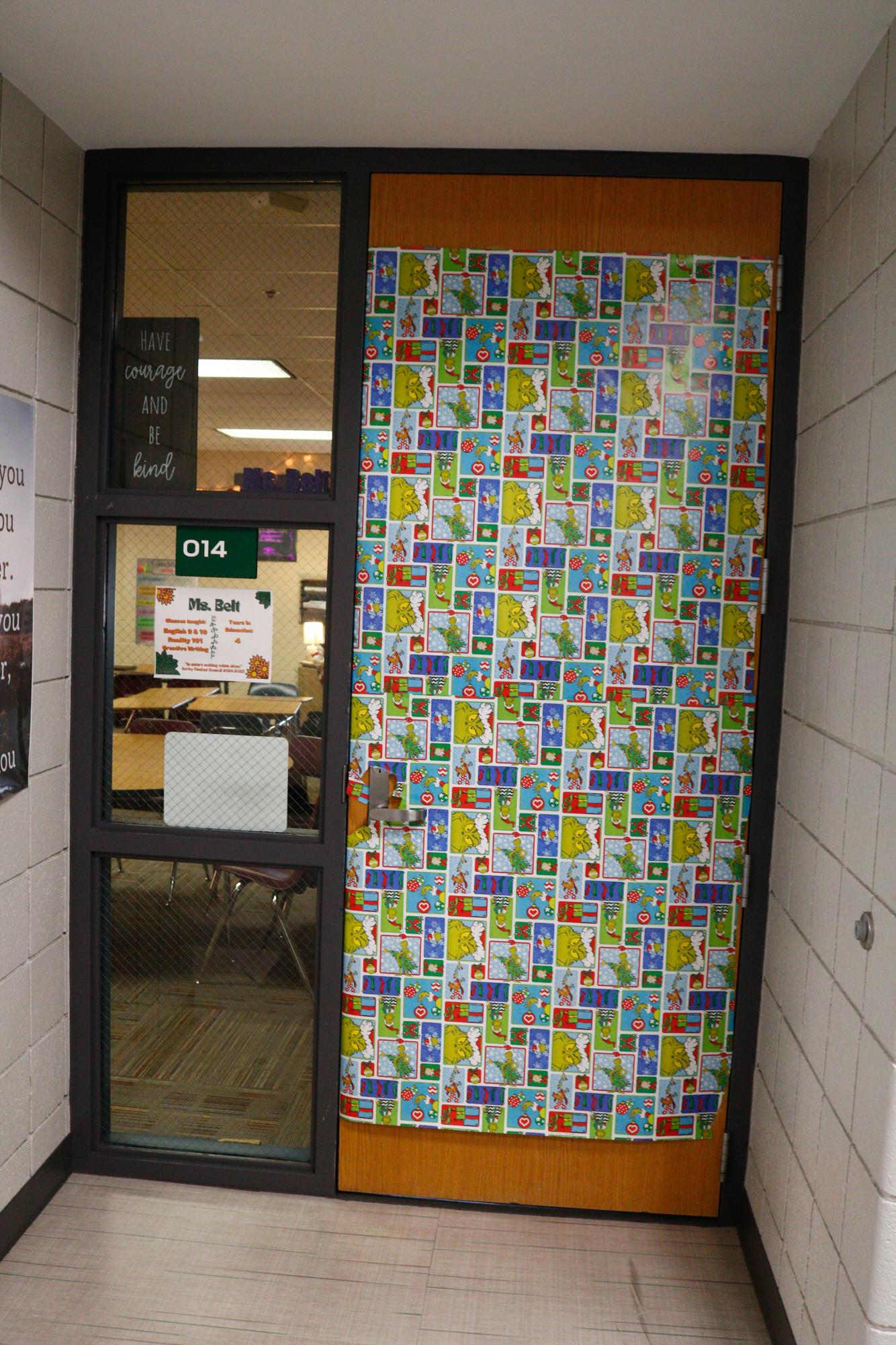 NHS brightens up school (photos by Alex Flores)