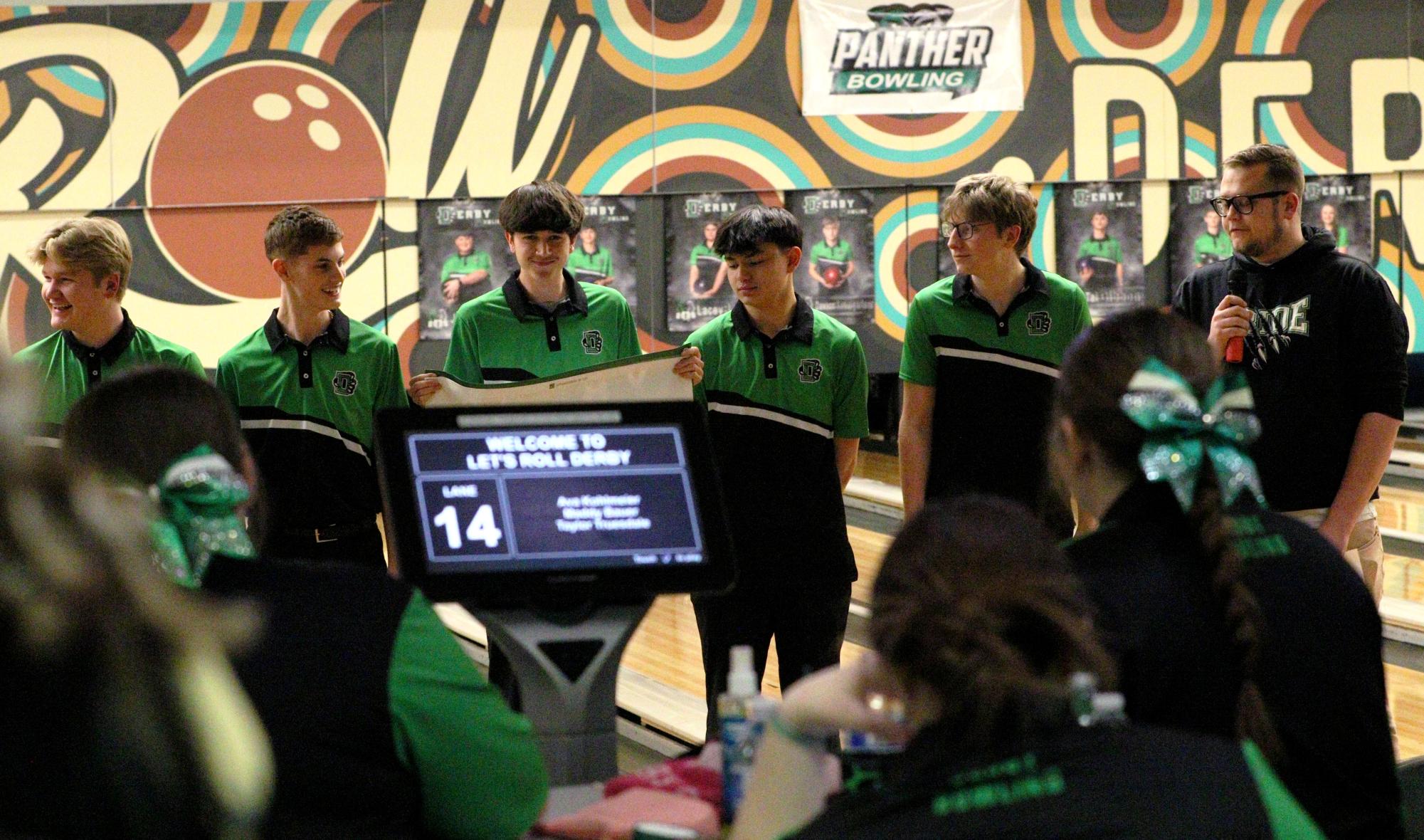 Bowling Triangular (Photos by Maggie Elliott)