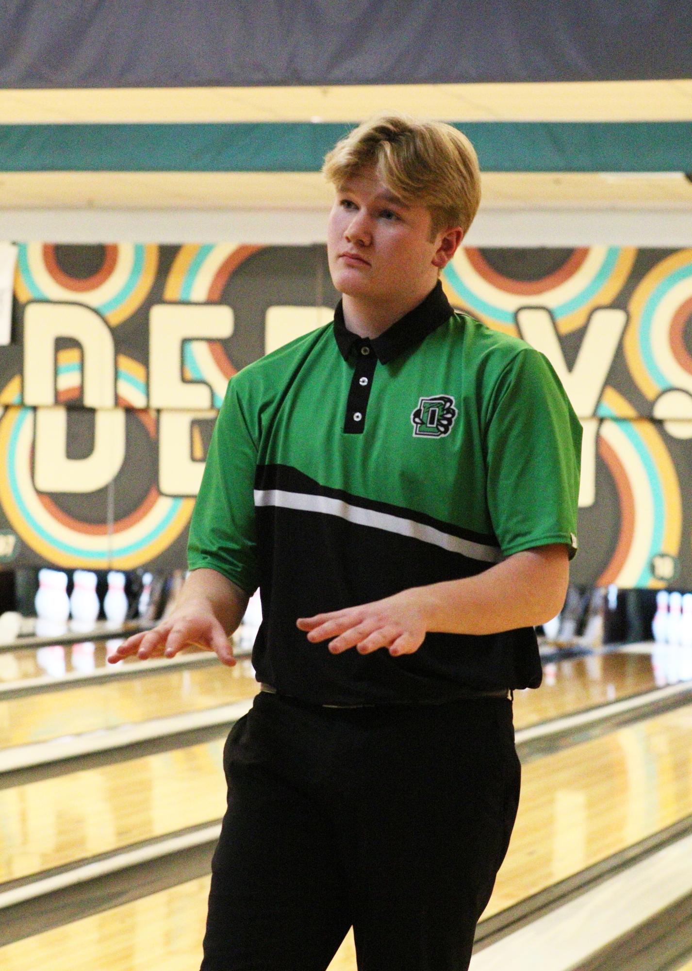 Bowling Triangular (Photos by Maggie Elliott)