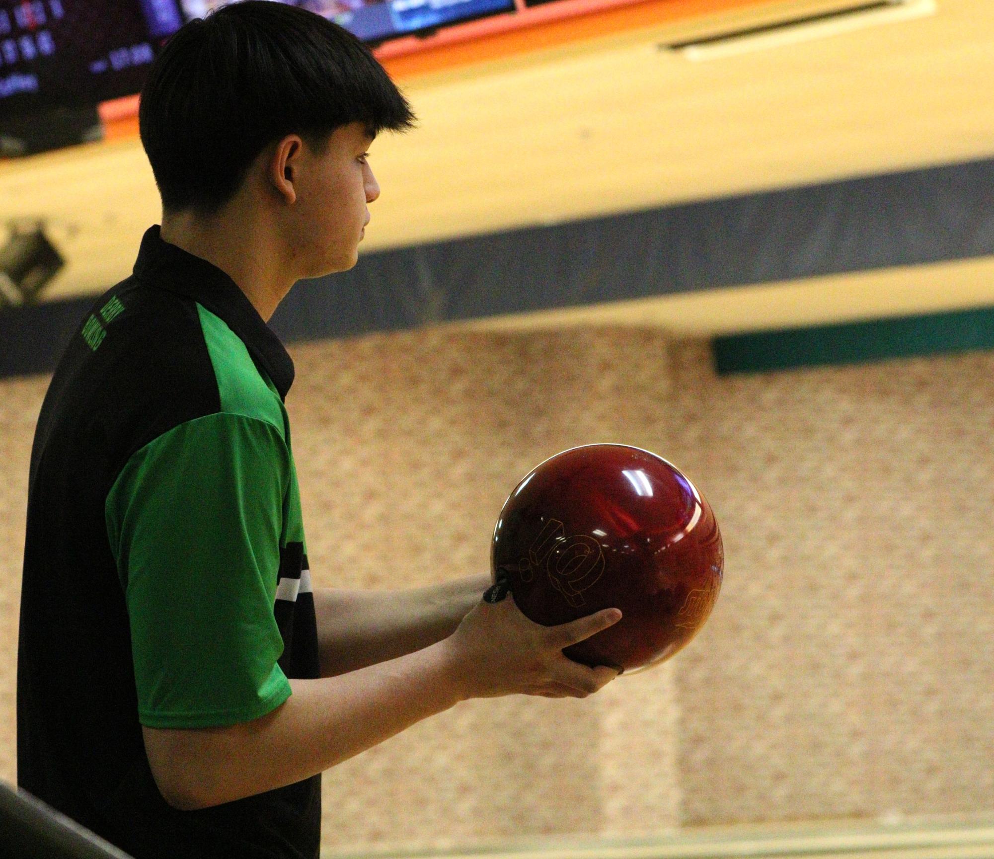 Bowling Triangular (Photos by Maggie Elliott)