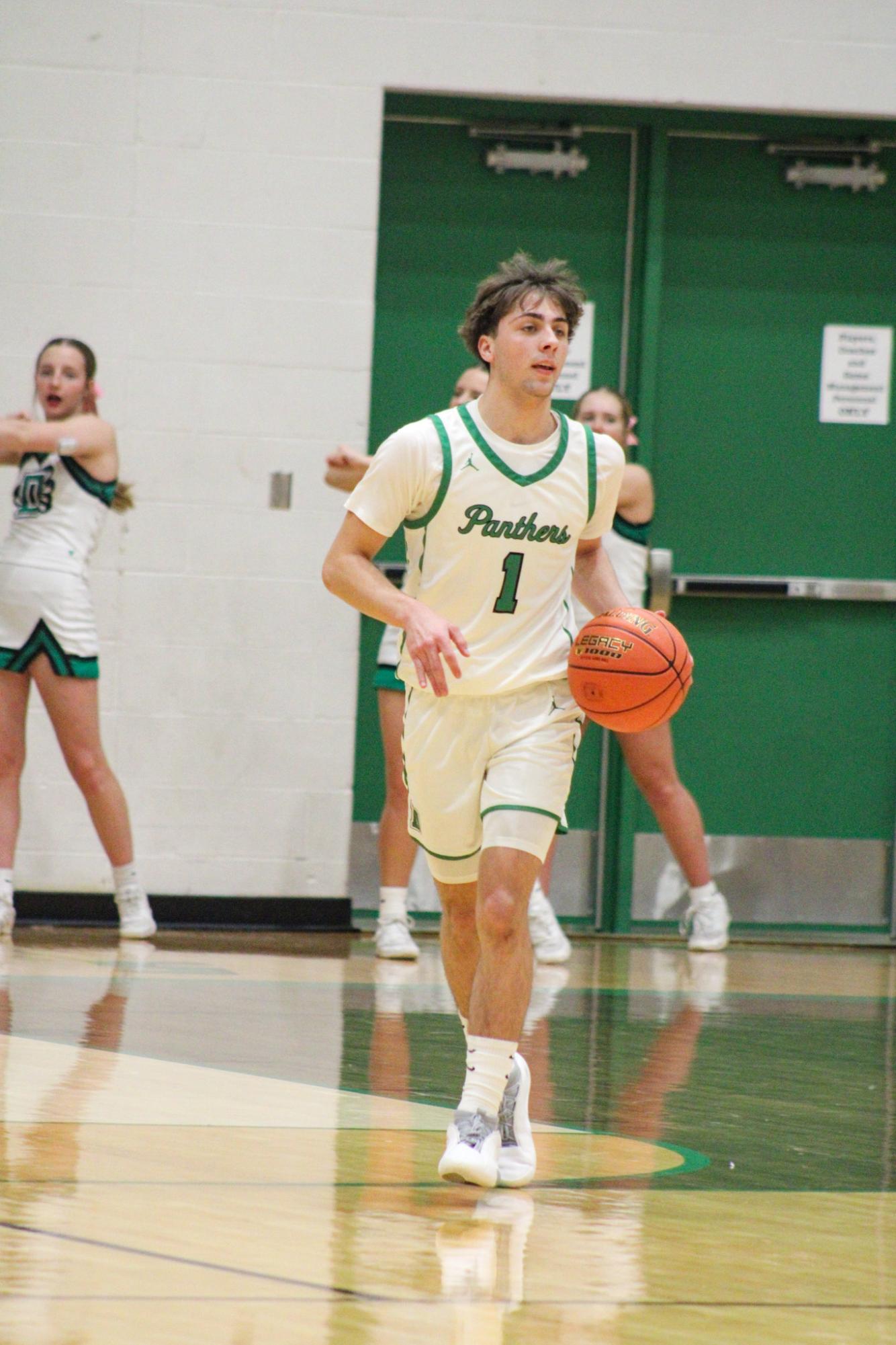 Boys varsity basketball vs. Campus (Photos by Kaelyn Kissack)