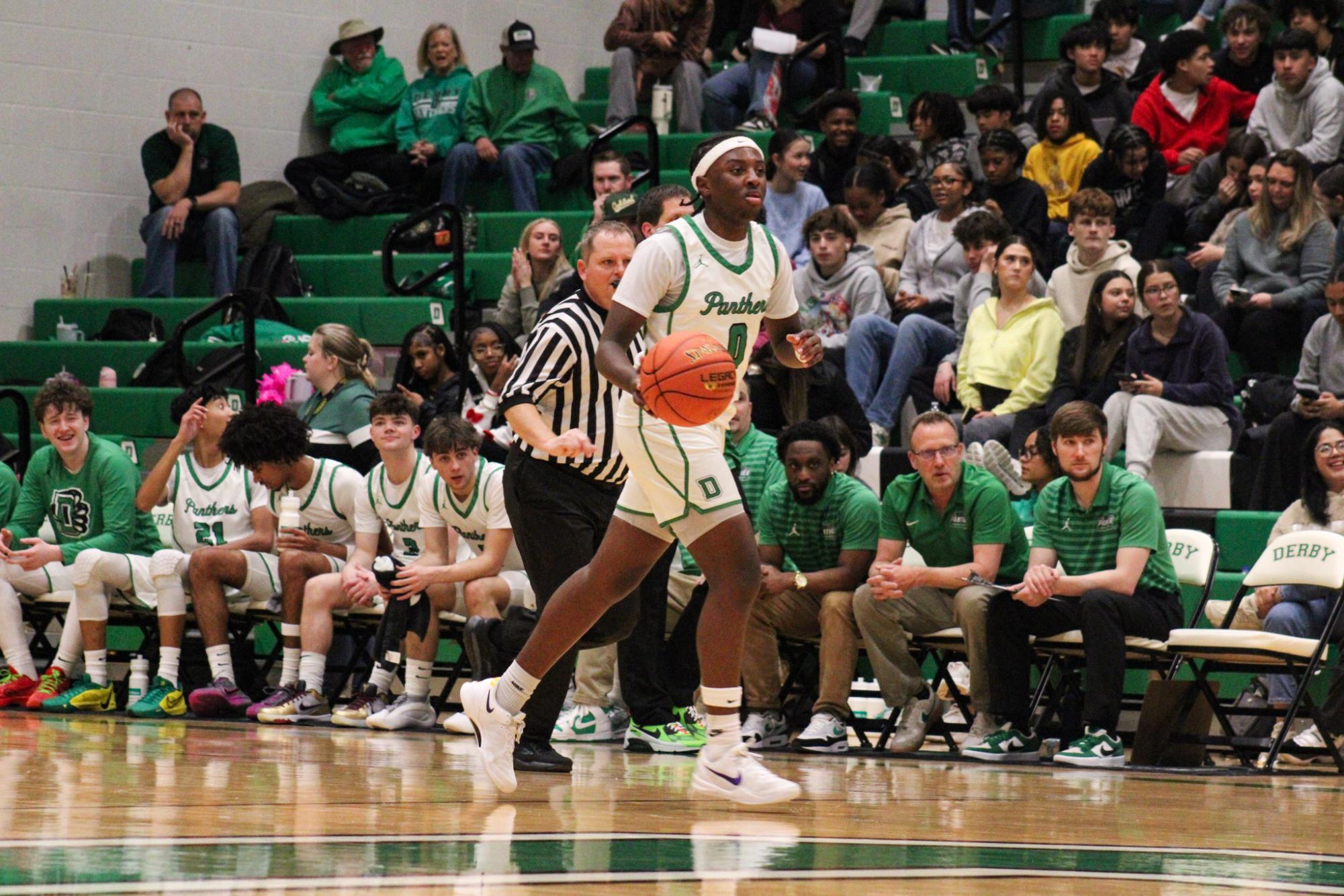 Boys varsity basketball vs. Campus (Photos by Kaelyn Kissack)