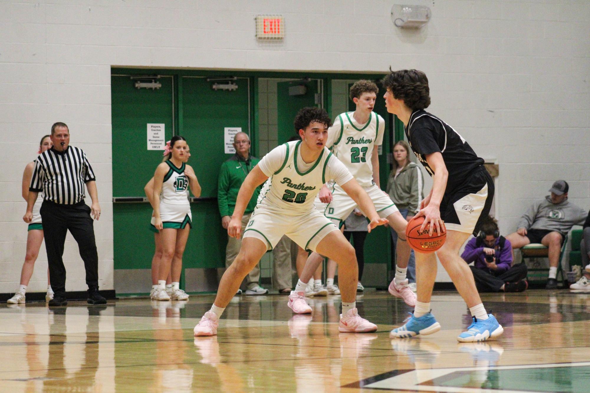 Boys varsity basketball vs. Campus (Photos by Kaelyn Kissack)