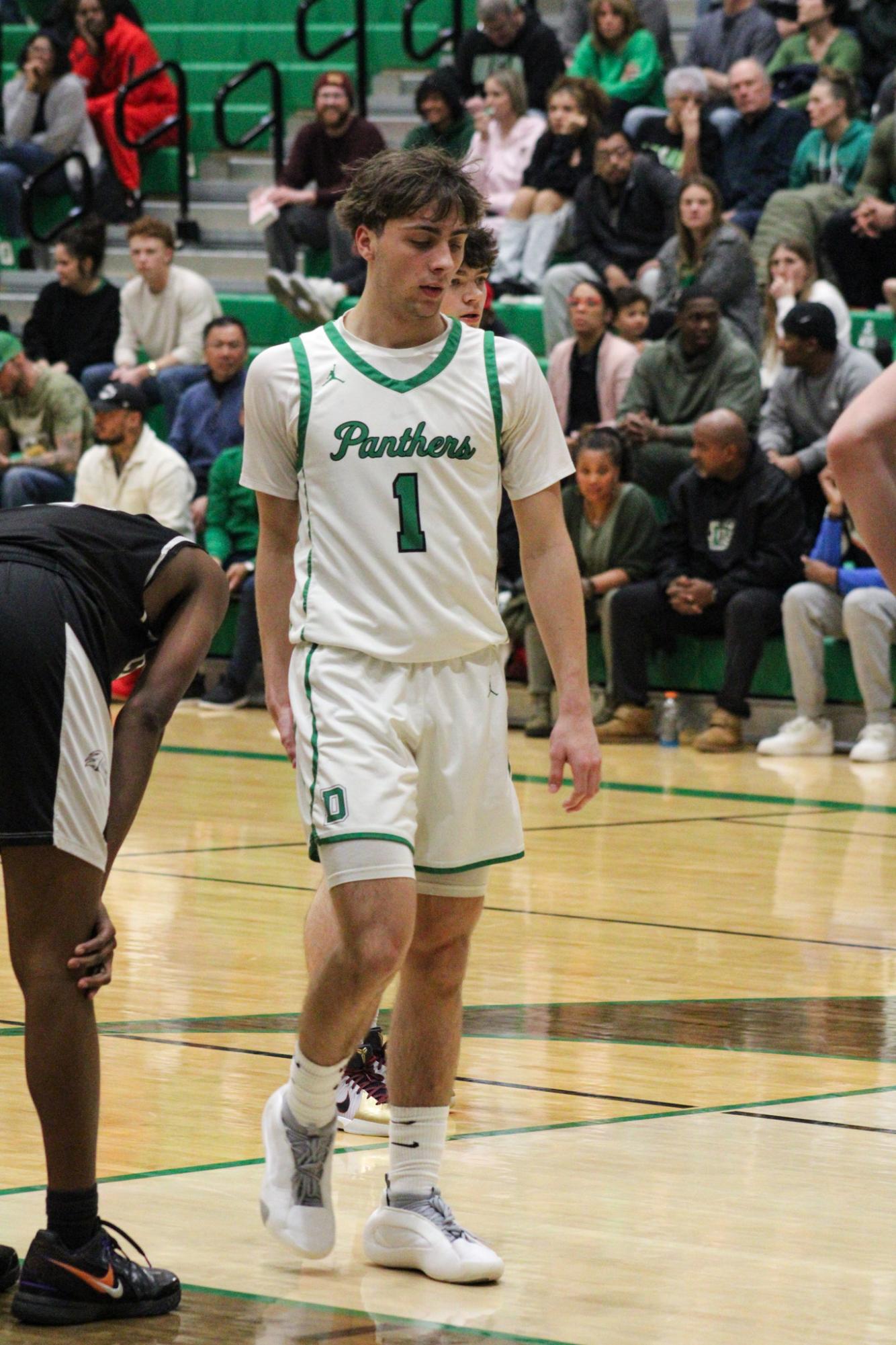 Boys varsity basketball vs. Campus (Photos by Kaelyn Kissack)