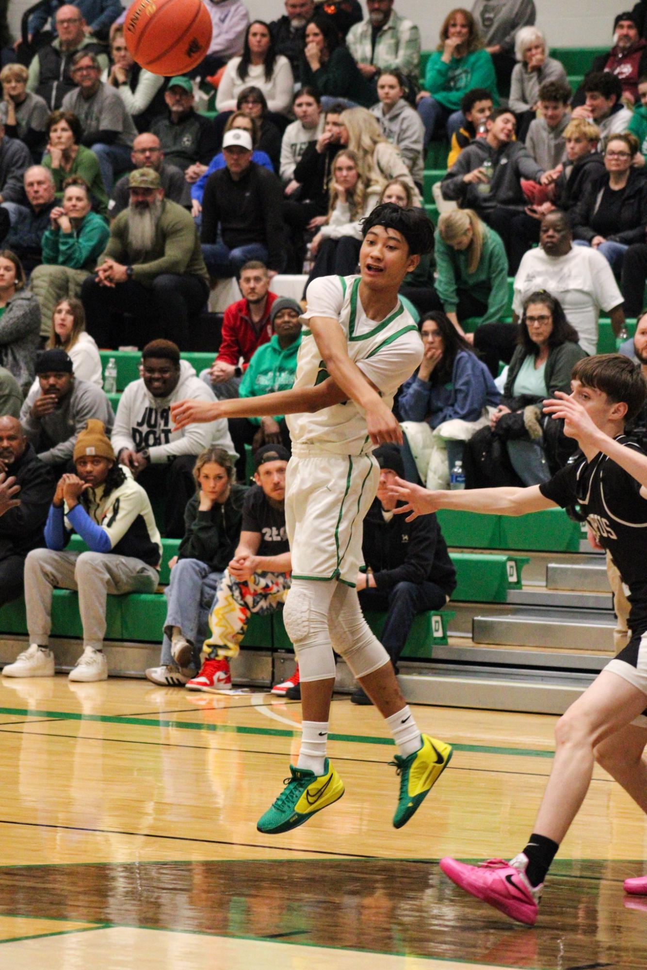 Boys varsity basketball vs. Campus (Photos by Kaelyn Kissack)