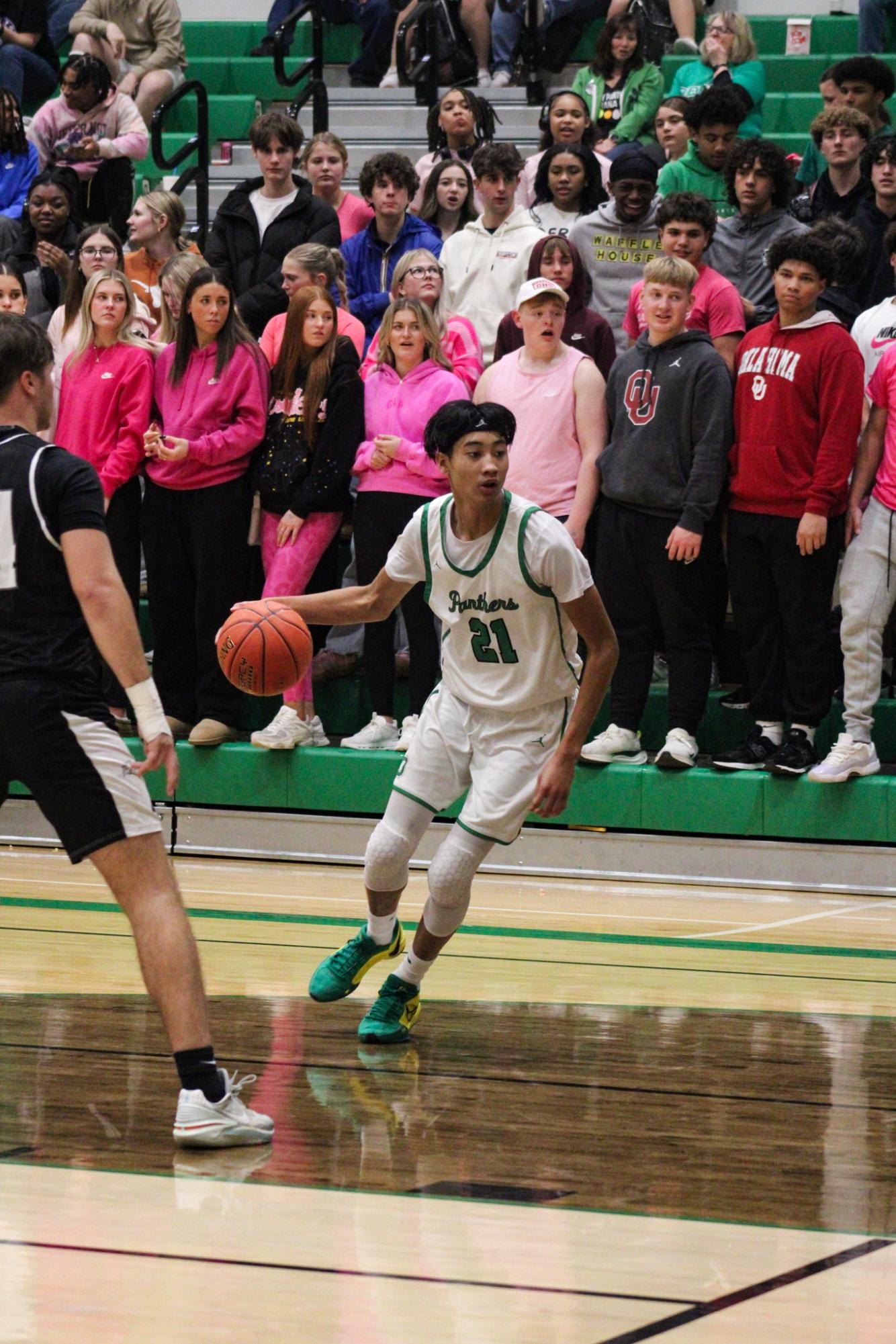 Boys varsity basketball vs. Campus (Photos by Kaelyn Kissack)