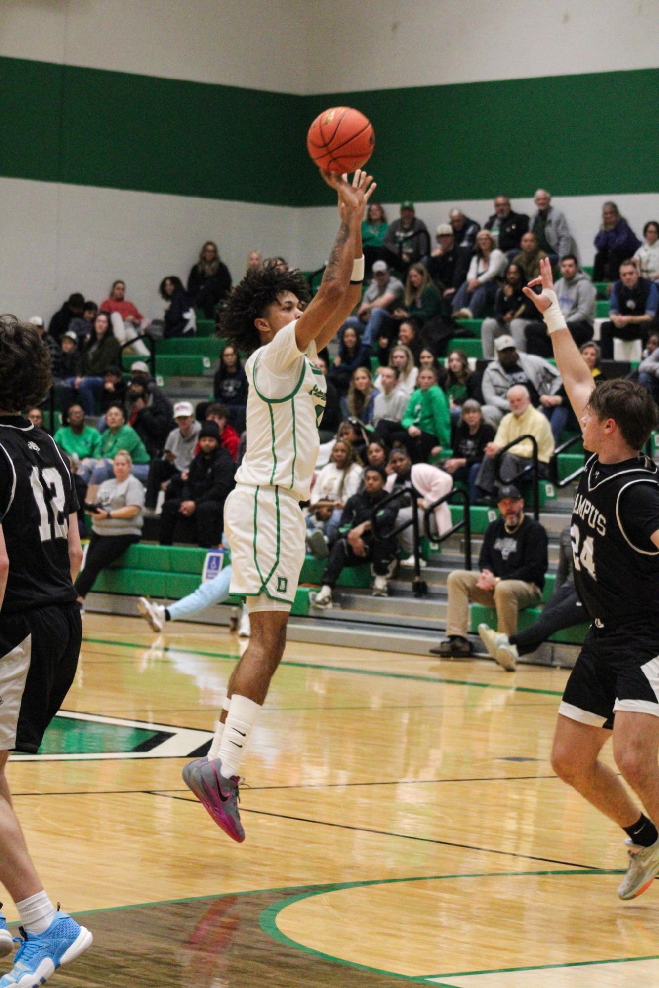 Boys varsity basketball vs. Campus (Photos by Kaelyn Kissack)