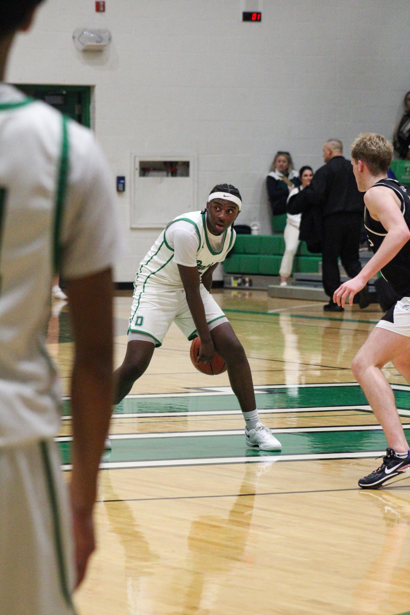 Boys varsity basketball vs. Campus (Photos by Kaelyn Kissack)