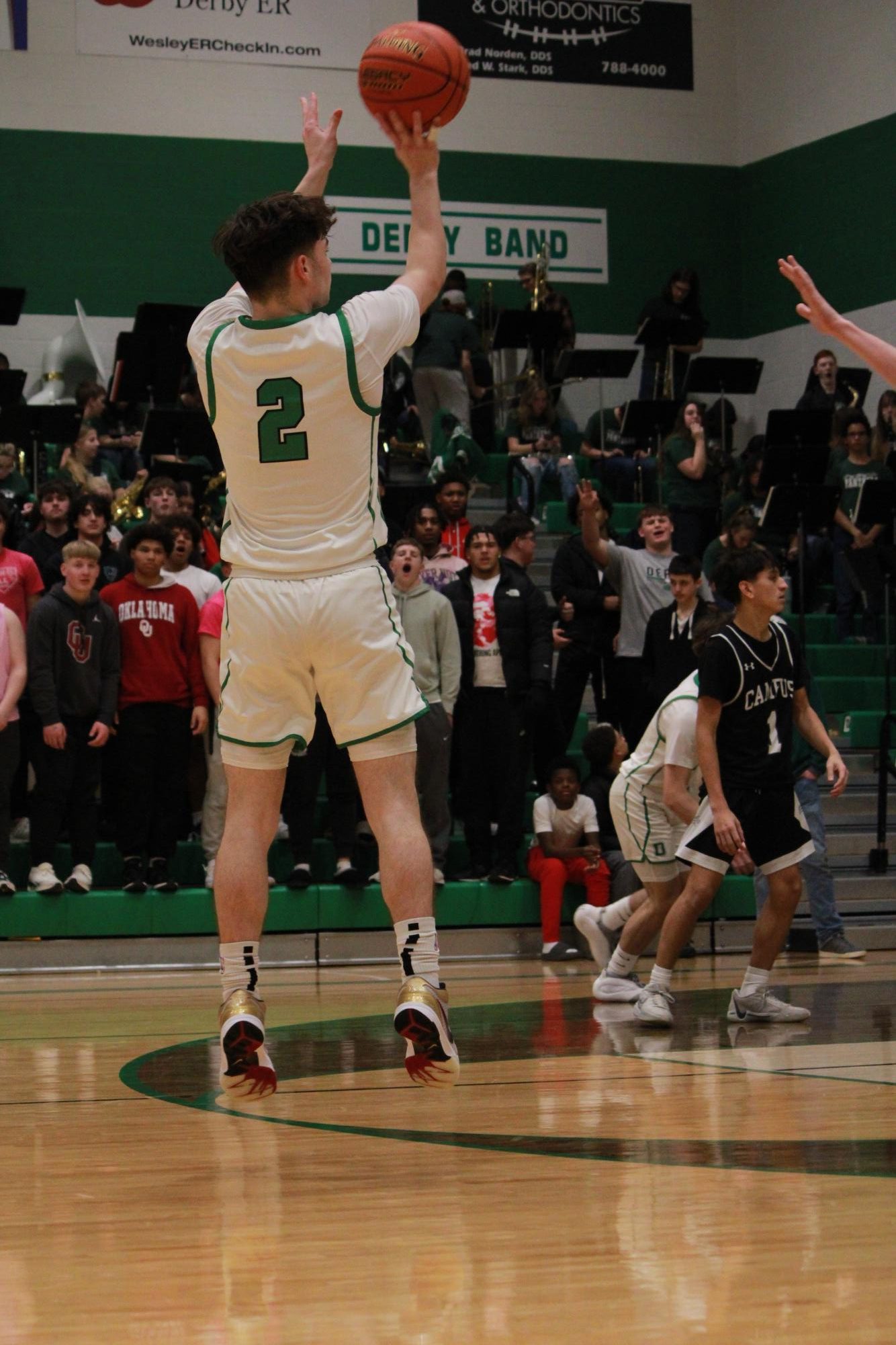 Boys varsity basketball vs. Campus (Photos by Abbie Villarreal)