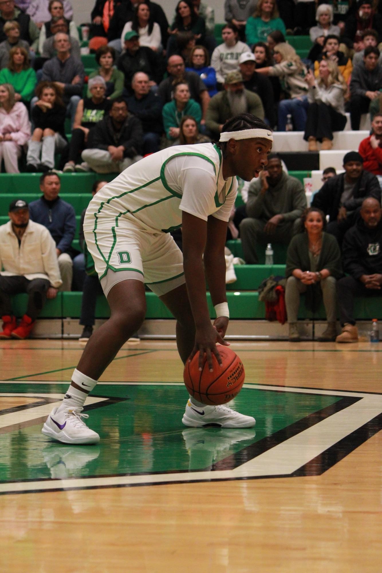 Boys varsity basketball vs. Campus (Photos by Abbie Villarreal)