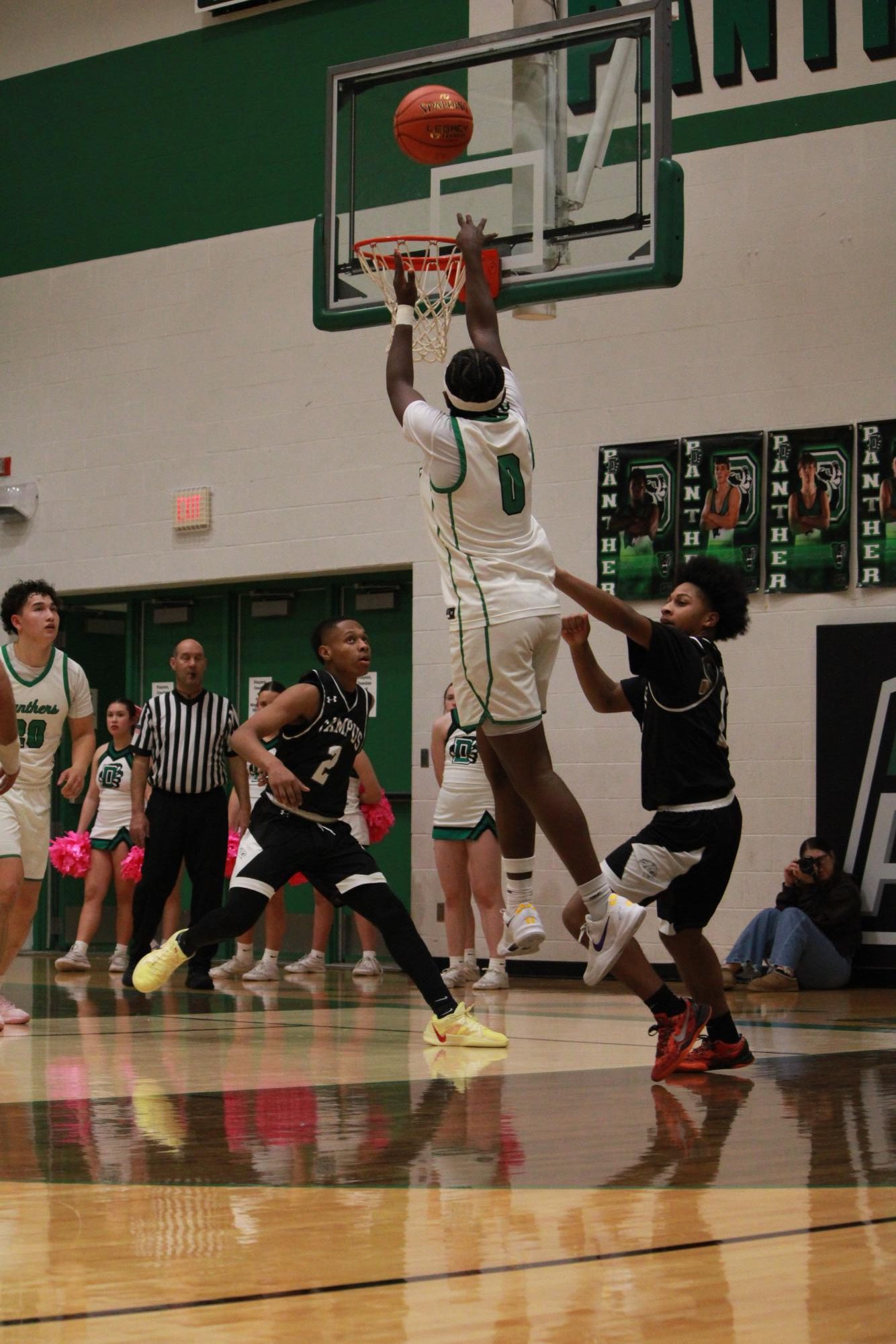 Boys varsity basketball vs. Campus (Photos by Abbie Villarreal)