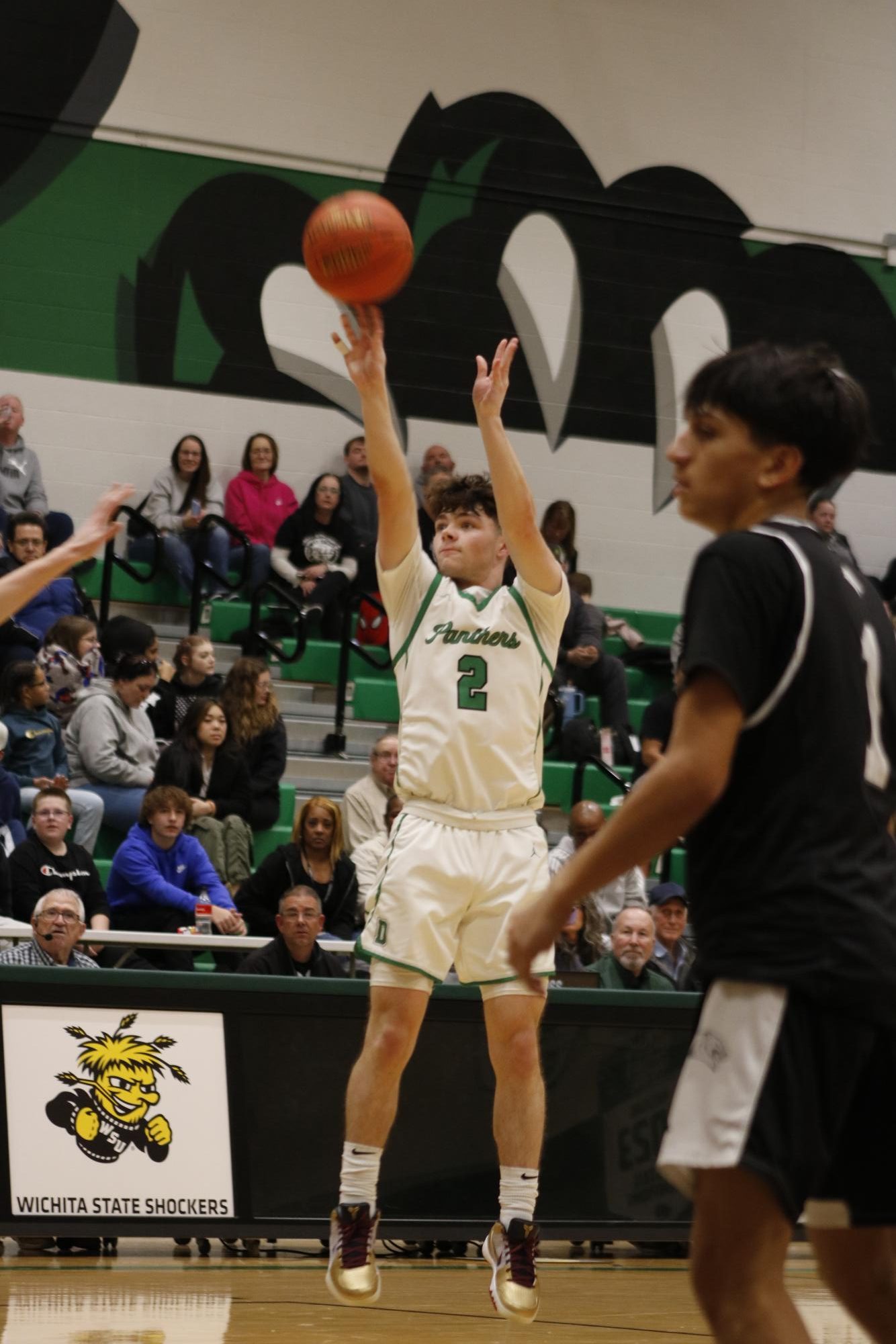 Boys Basketball vs Campus (Photos by Ella Davidson)