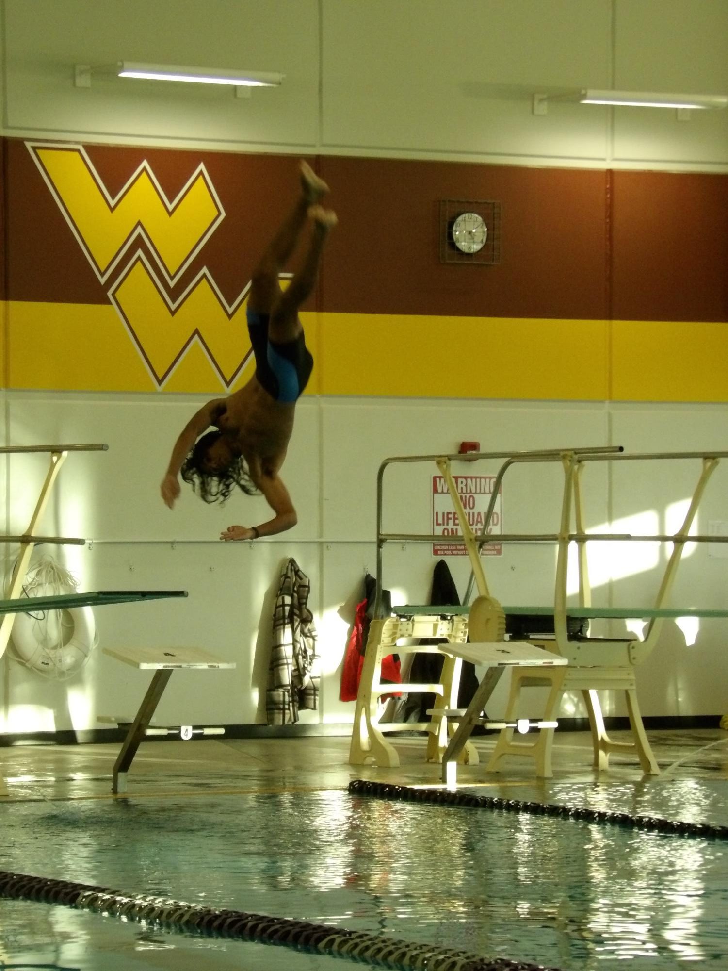 Boys dive (Photos by Tripp Stratton)