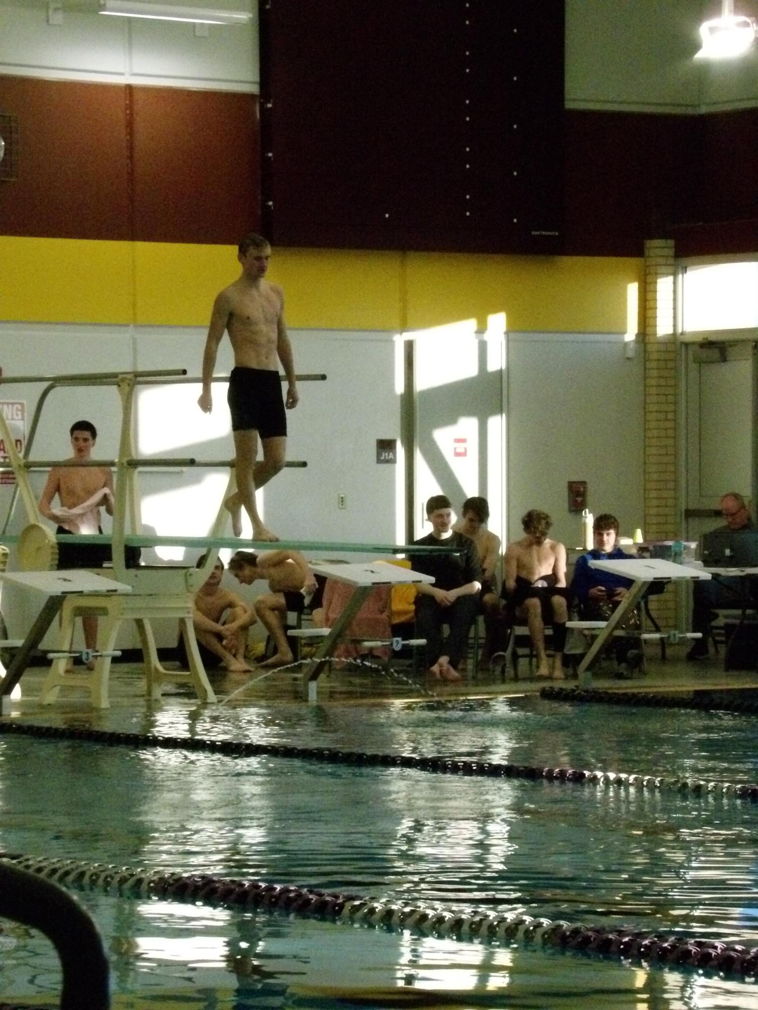 Boys dive (Photos by Tripp Stratton)