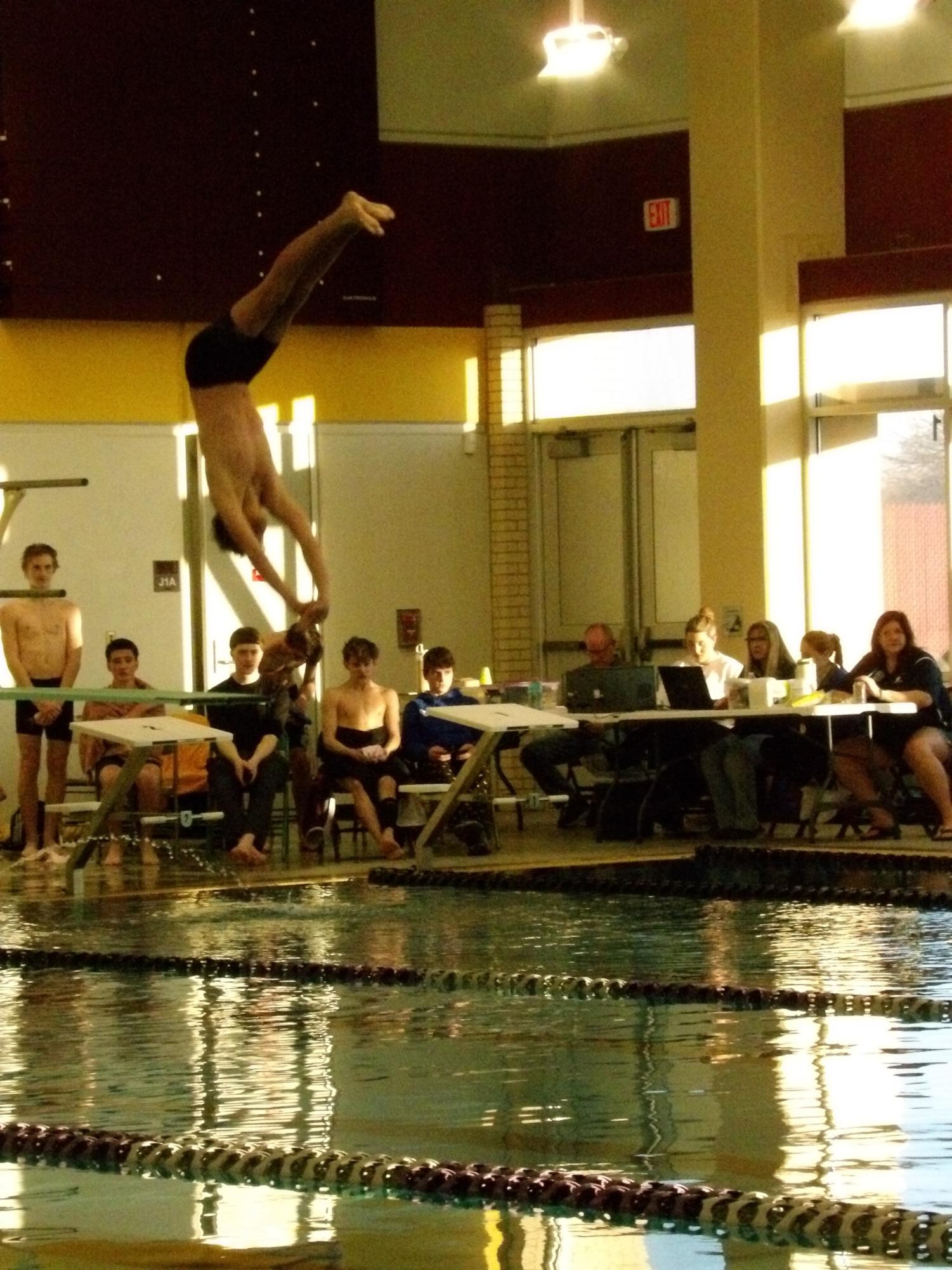 Boys dive (Photos by Tripp Stratton)