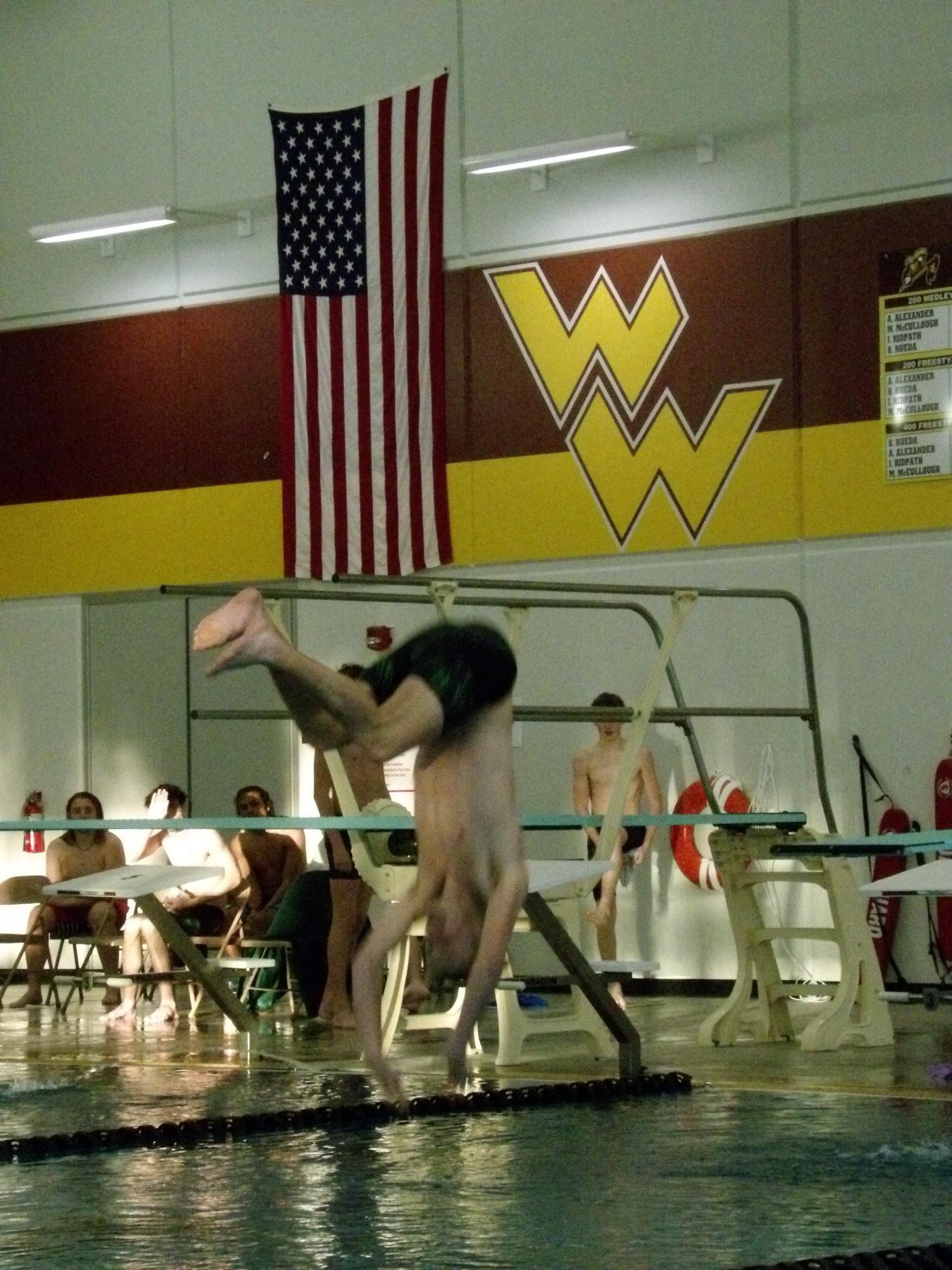 Boys dive (Photos by Tripp Stratton)