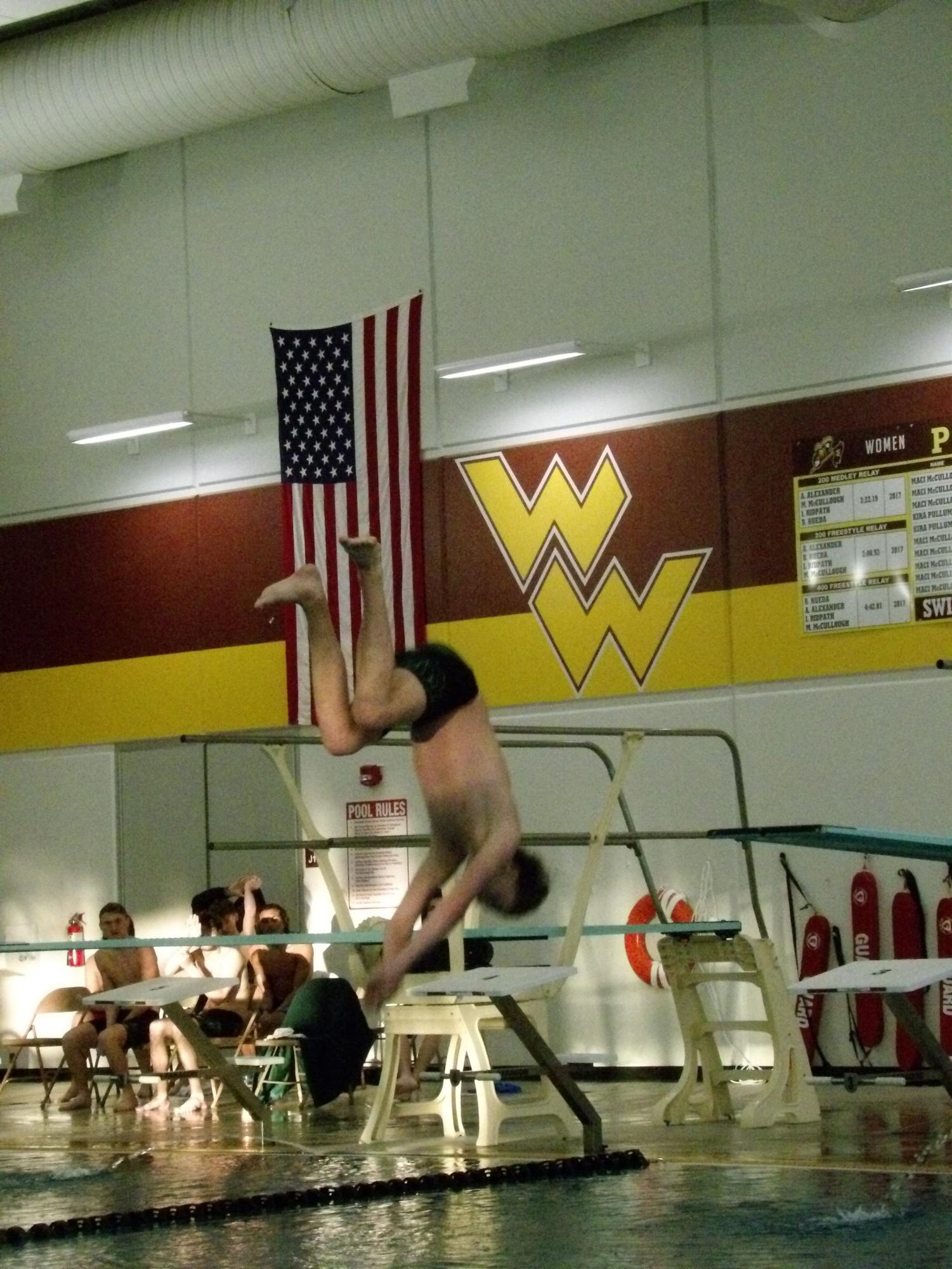 Boys dive (Photos by Tripp Stratton)