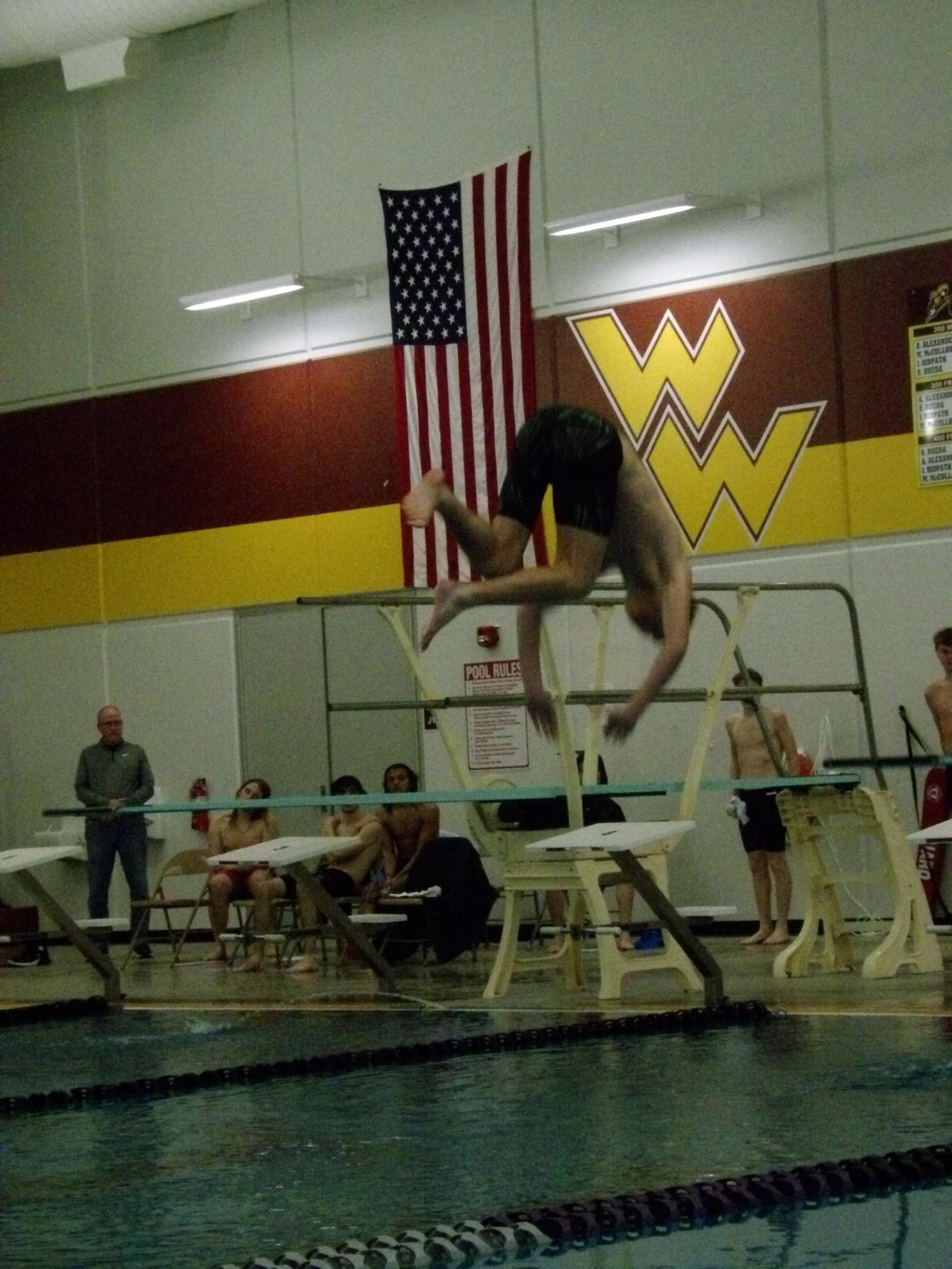 Boys dive (Photos by Tripp Stratton)