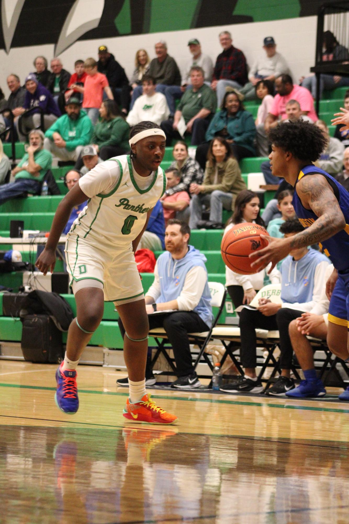 Varsity Boys Basketball vs. Hutchinson (Photos by Kaelyn Kissack)