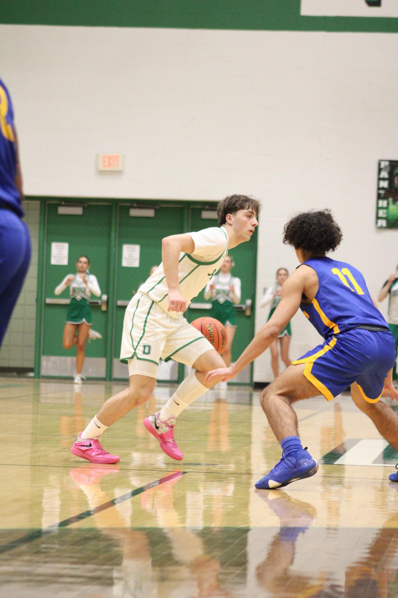 Varsity Boys Basketball vs. Hutchinson (Photos by Kaelyn Kissack)