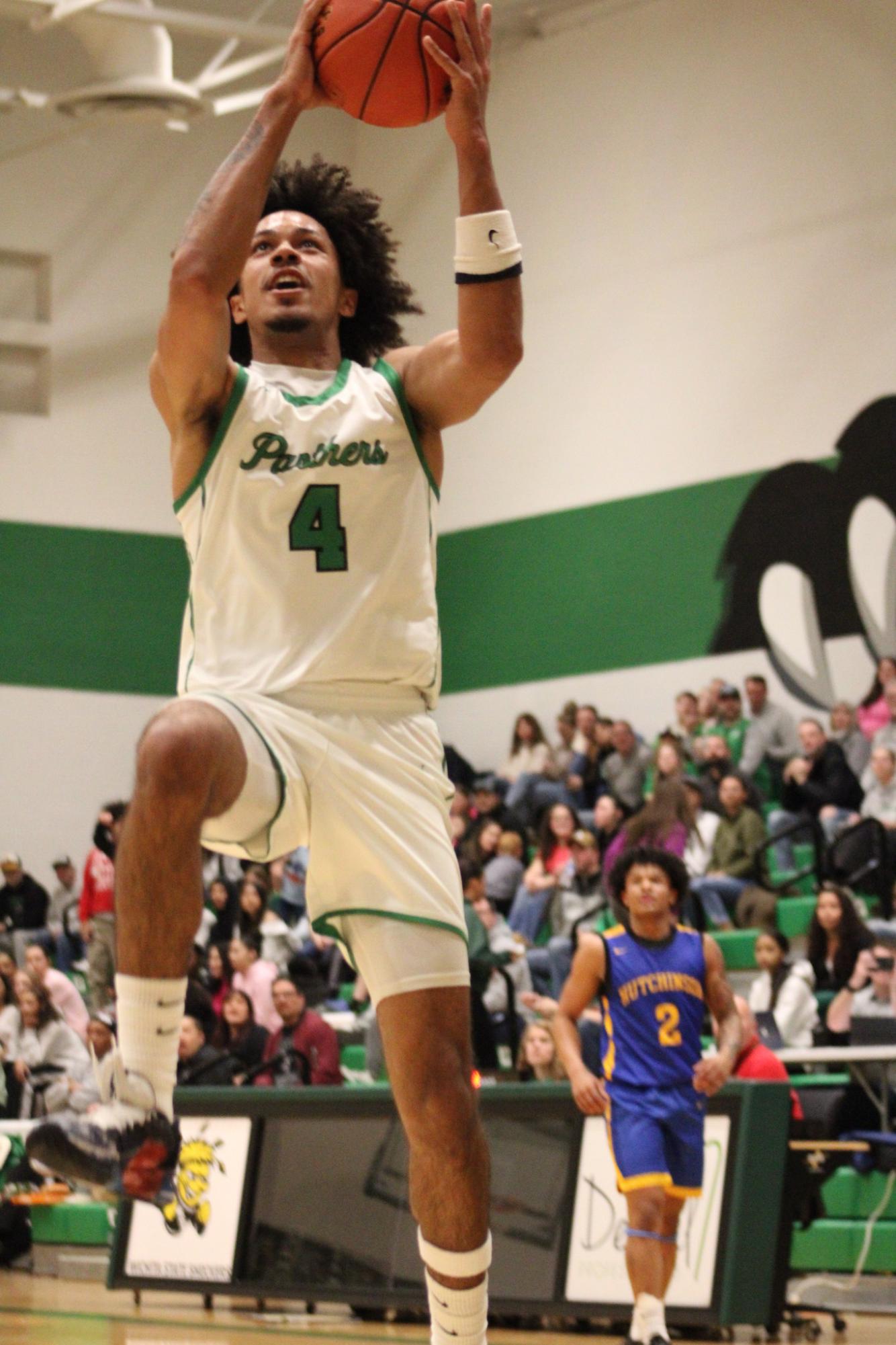 Varsity Boys Basketball vs. Hutchinson (Photos by Kaelyn Kissack)