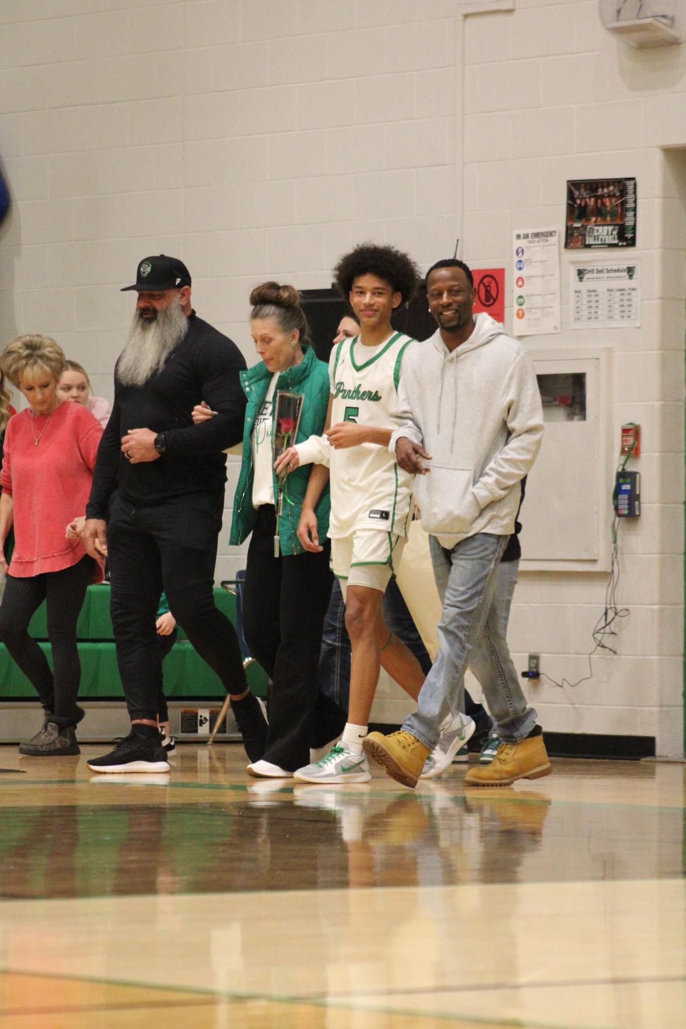 Varsity Boys Basketball vs. Hutchinson (Photos by Kaelyn Kissack)