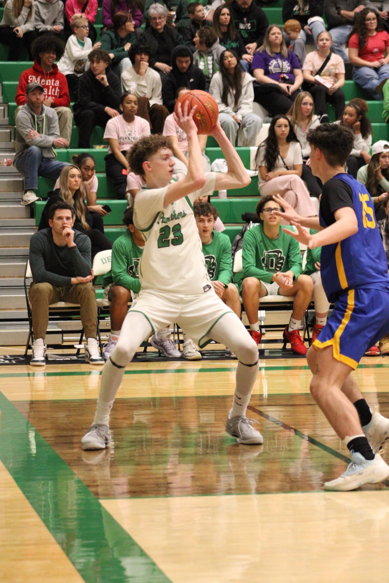 Varsity Boys Basketball vs. Hutchinson (Photos by Kaelyn Kissack)