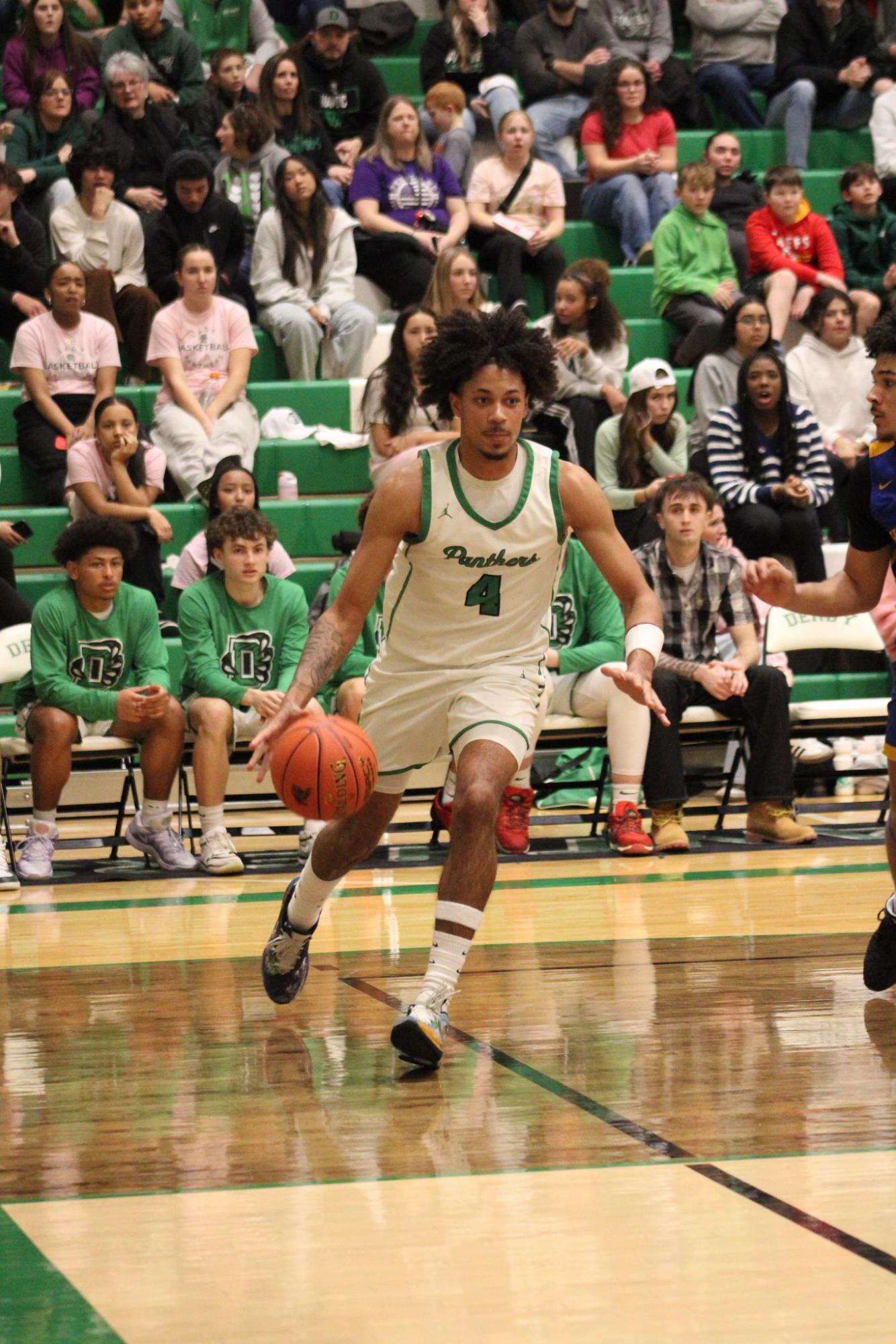 Varsity Boys Basketball vs. Hutchinson (Photos by Kaelyn Kissack)