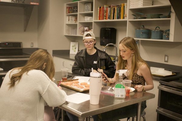 Students making cookies 