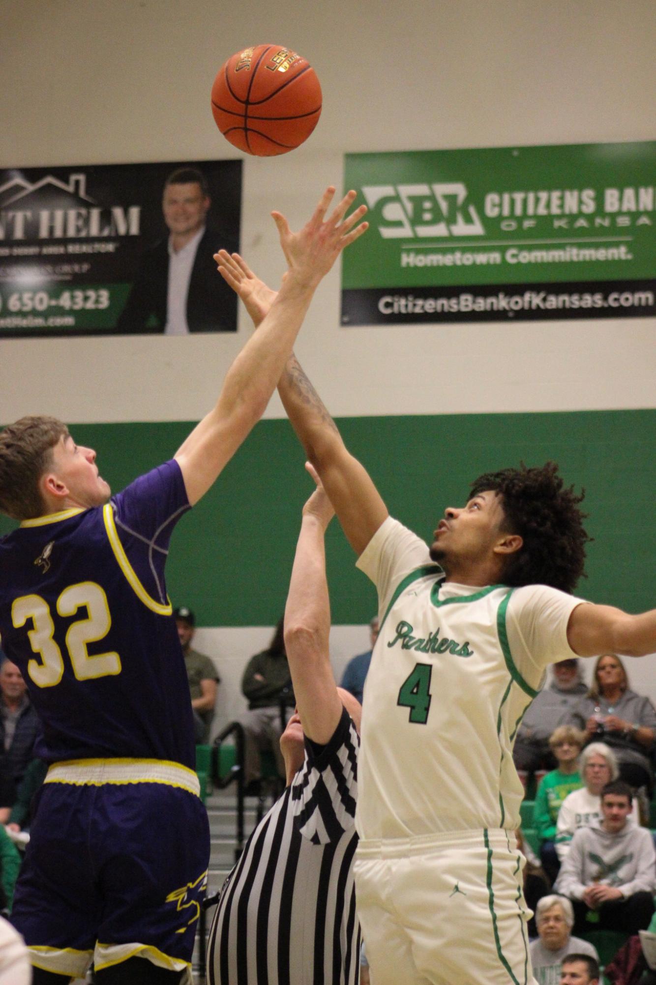 Boys Basketball vs. Valley Center (Photos by Bree Stuhlsatz)