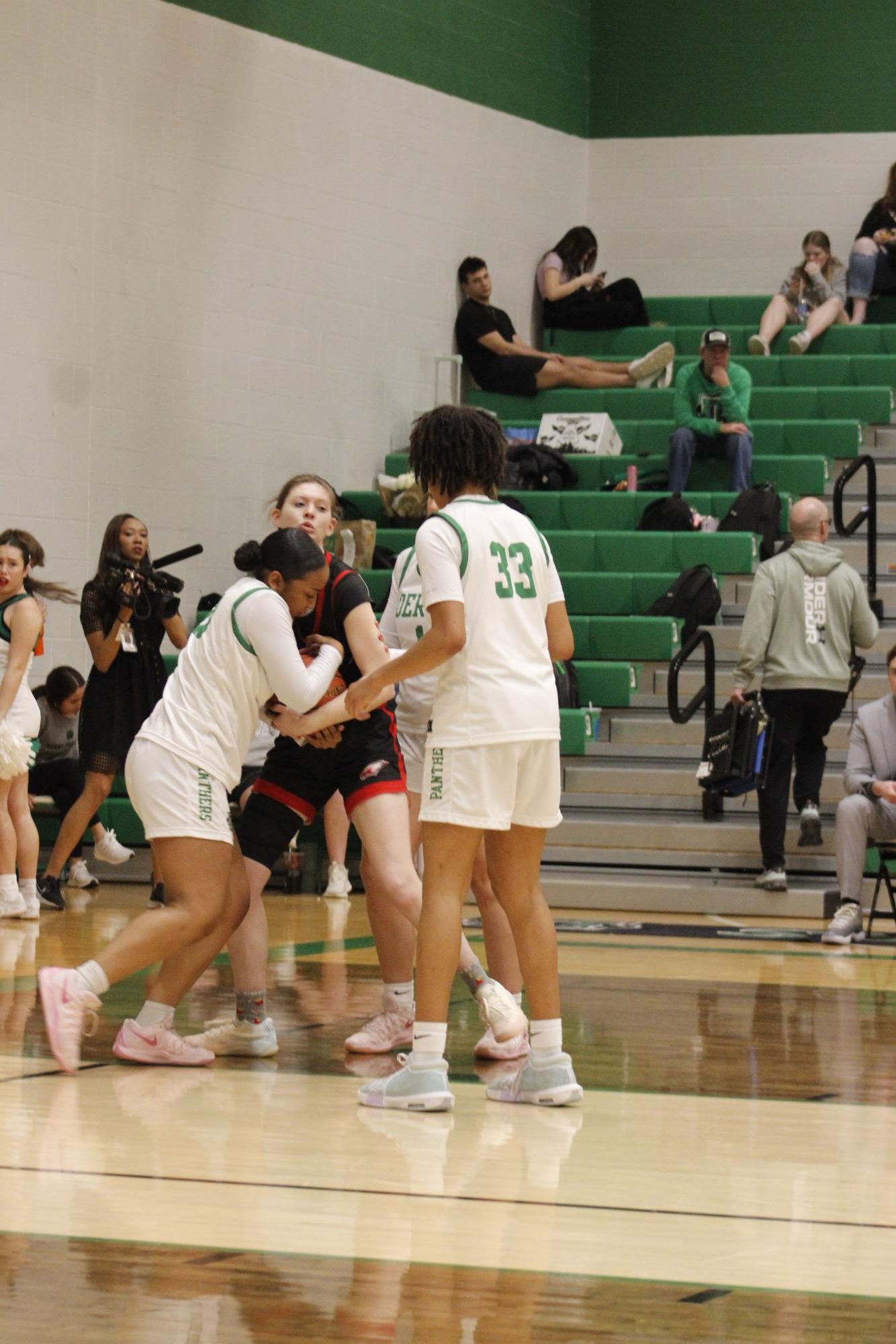 Girls varsity basketball vs. Maize (Photos by France Cueto)