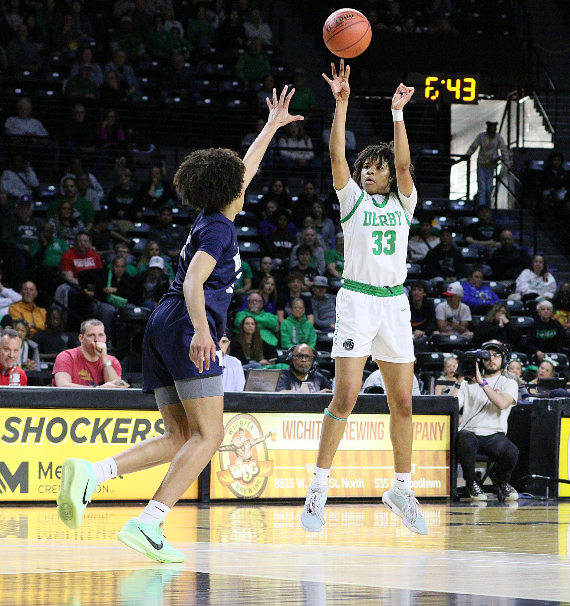 Girls state basketball vs. Blue Valley North (Photos by Maggie Elliott)