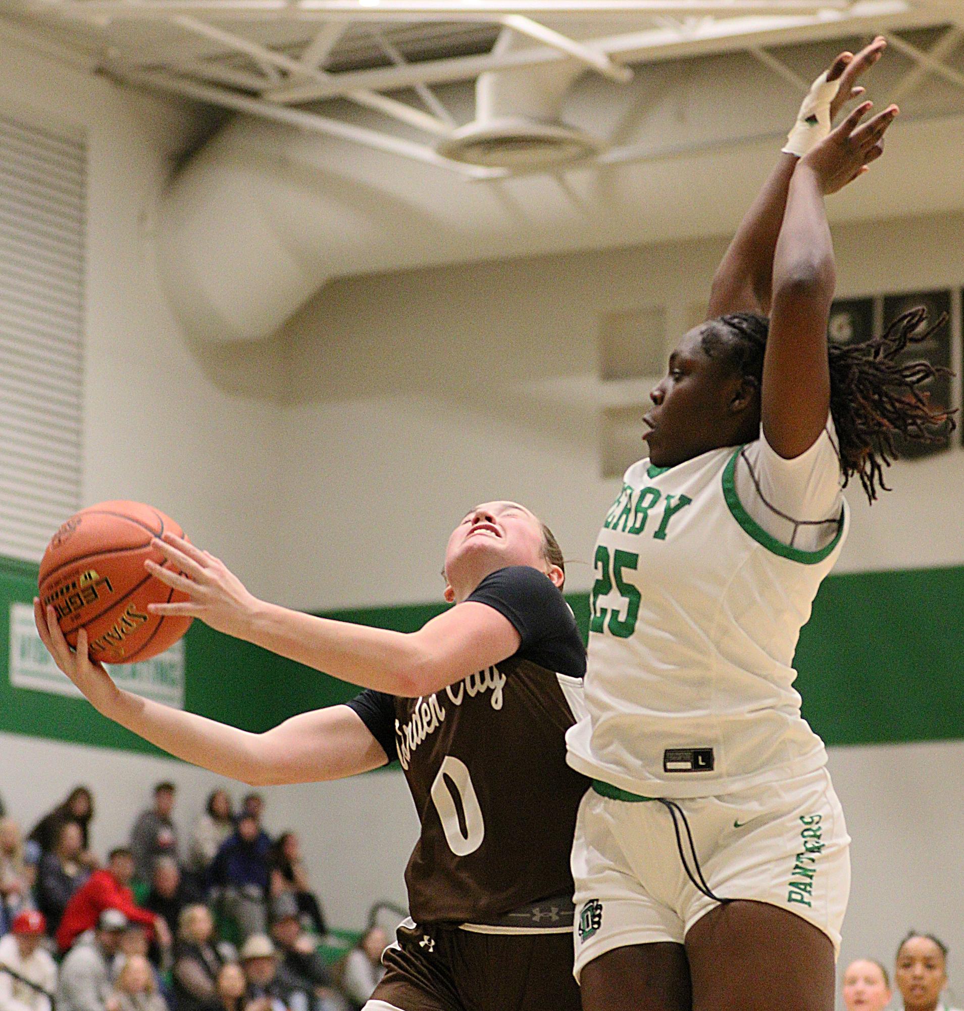 Girls basketball sub-state vs. Garden City (Photos by Maggie Elliott)