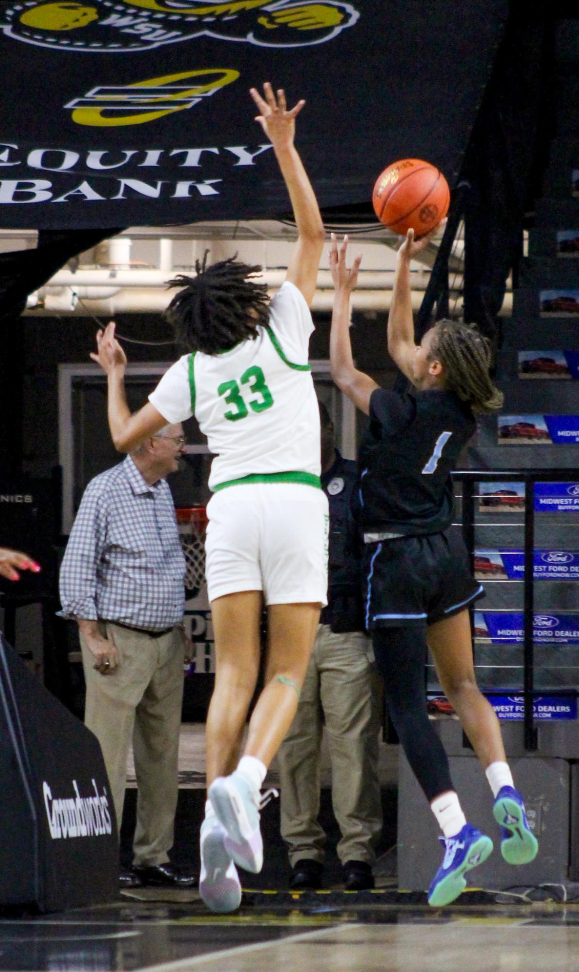 Girls state basketball vs. Wichita East (Photos by Stevie Hoppock)