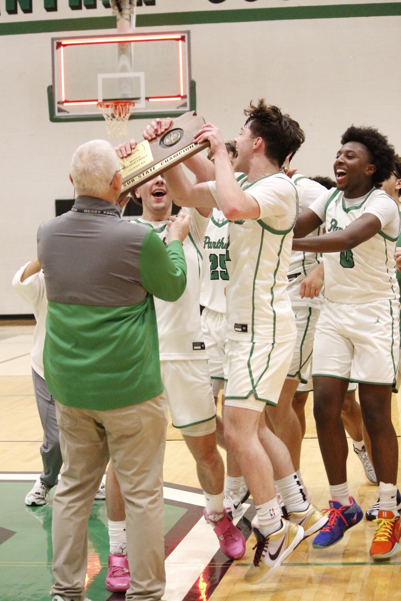 Boys varsity basketball substate vs. Free State (Photos by Persephone Ivy)