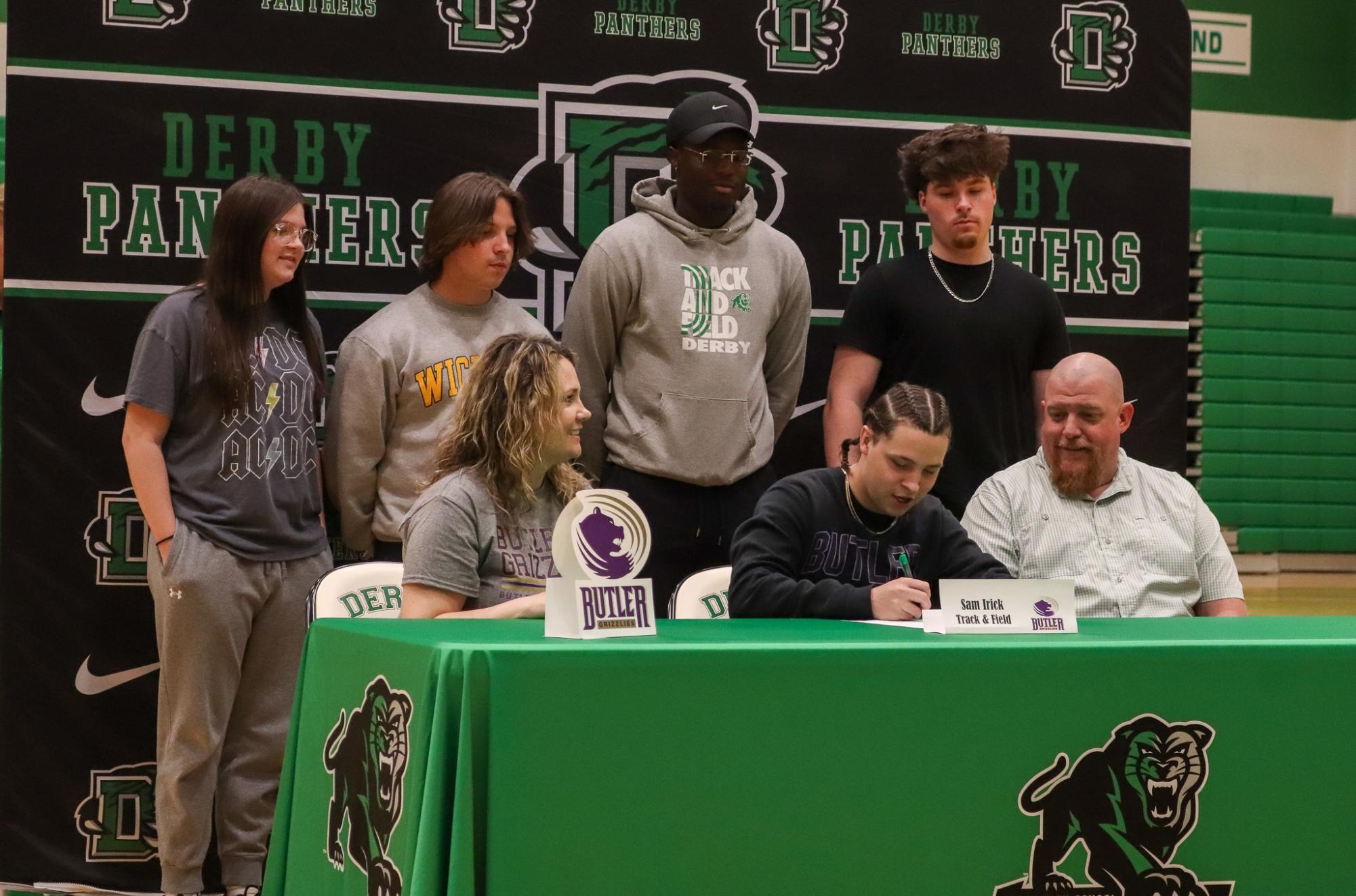Signing Day (Photos by Sophie Segelke)