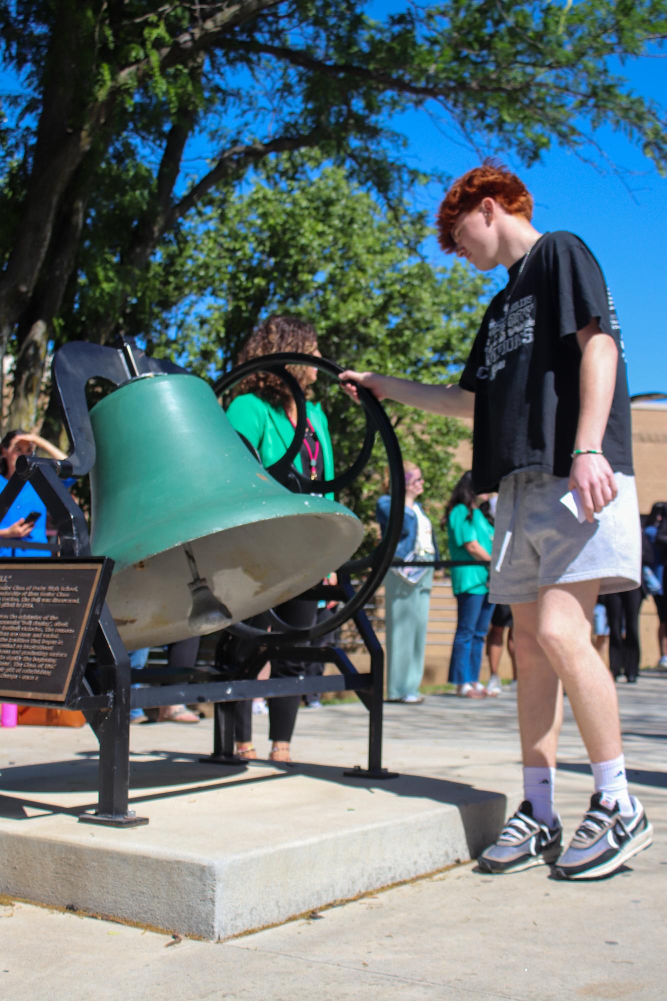 Bell Ringing (Photos by Holly Bookout)