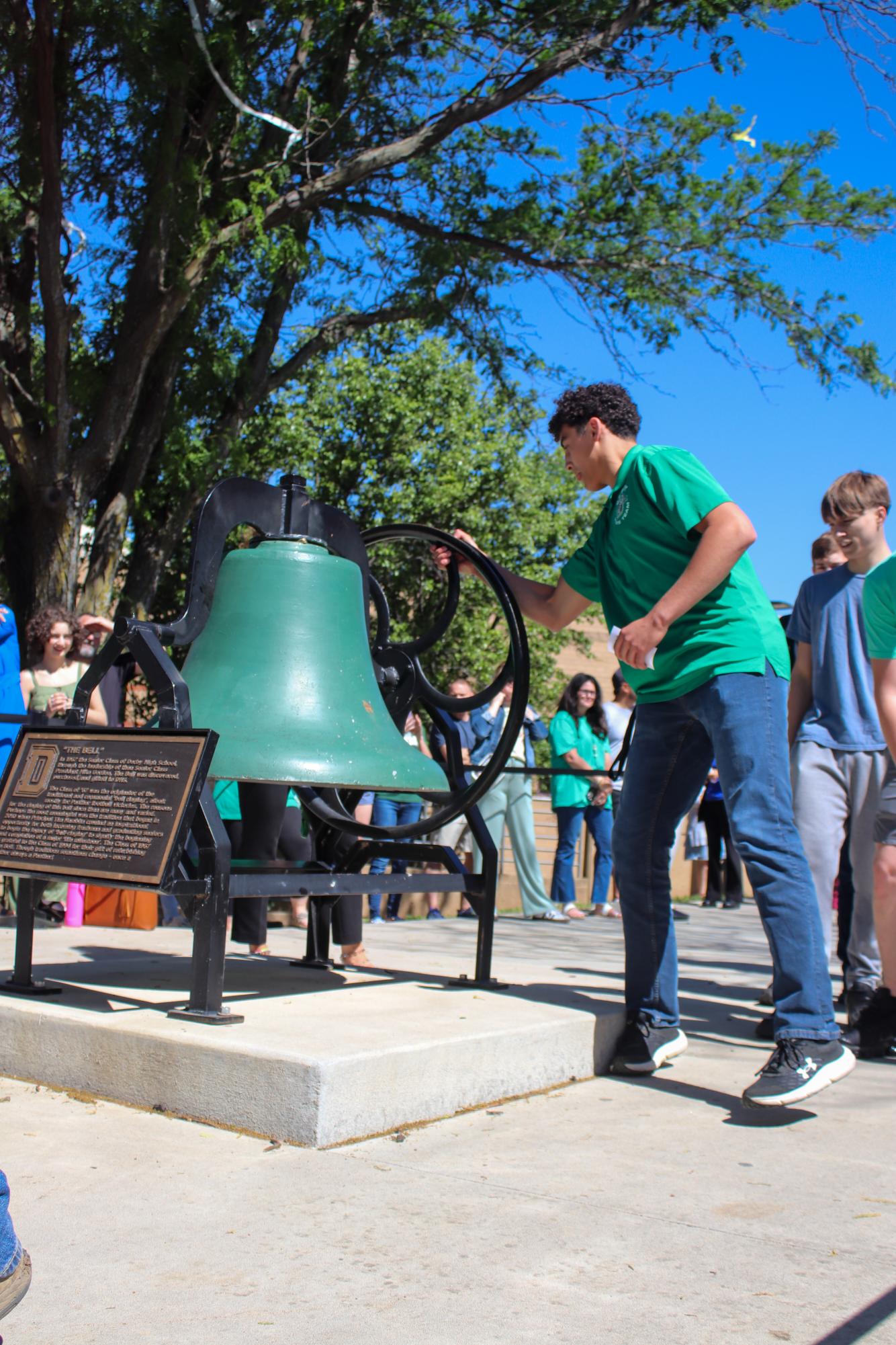Bell Ringing (Photos by Holly Bookout)