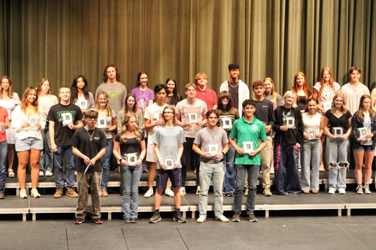 Seniors receive their awards.