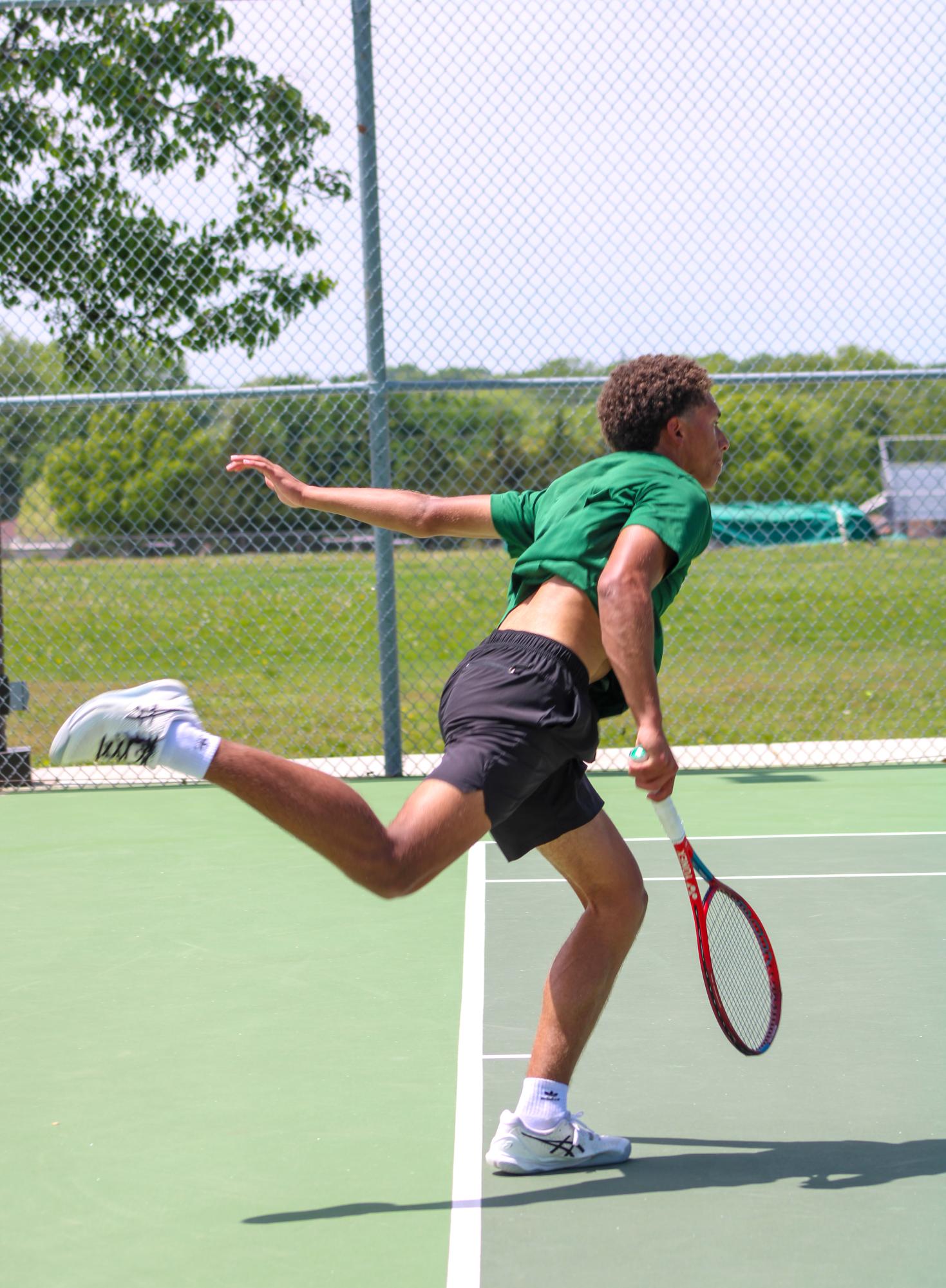 Boys varsity tennis AVCTL