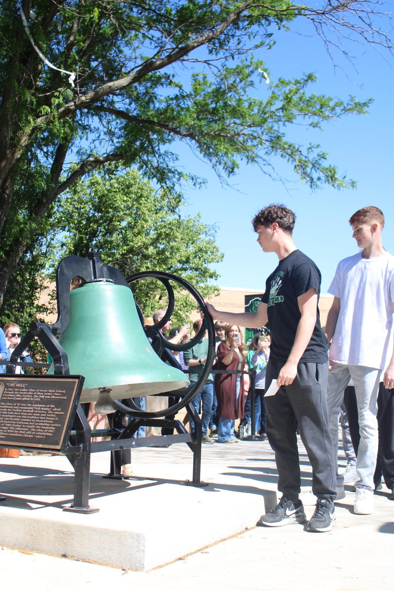 Bell ringing (Photos by Alexis King)