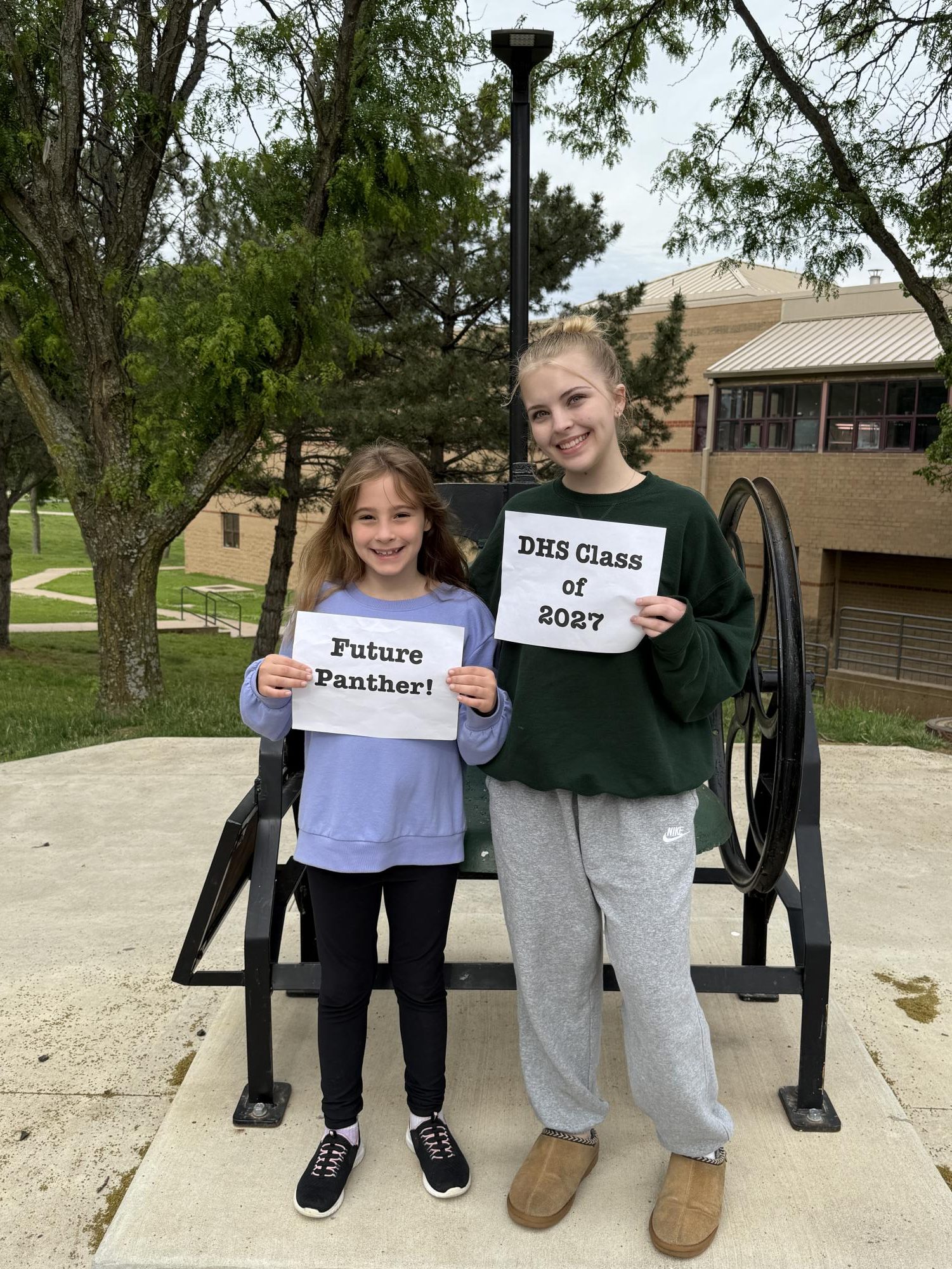 2nd Grade Buddies (Photos By France Cueto)