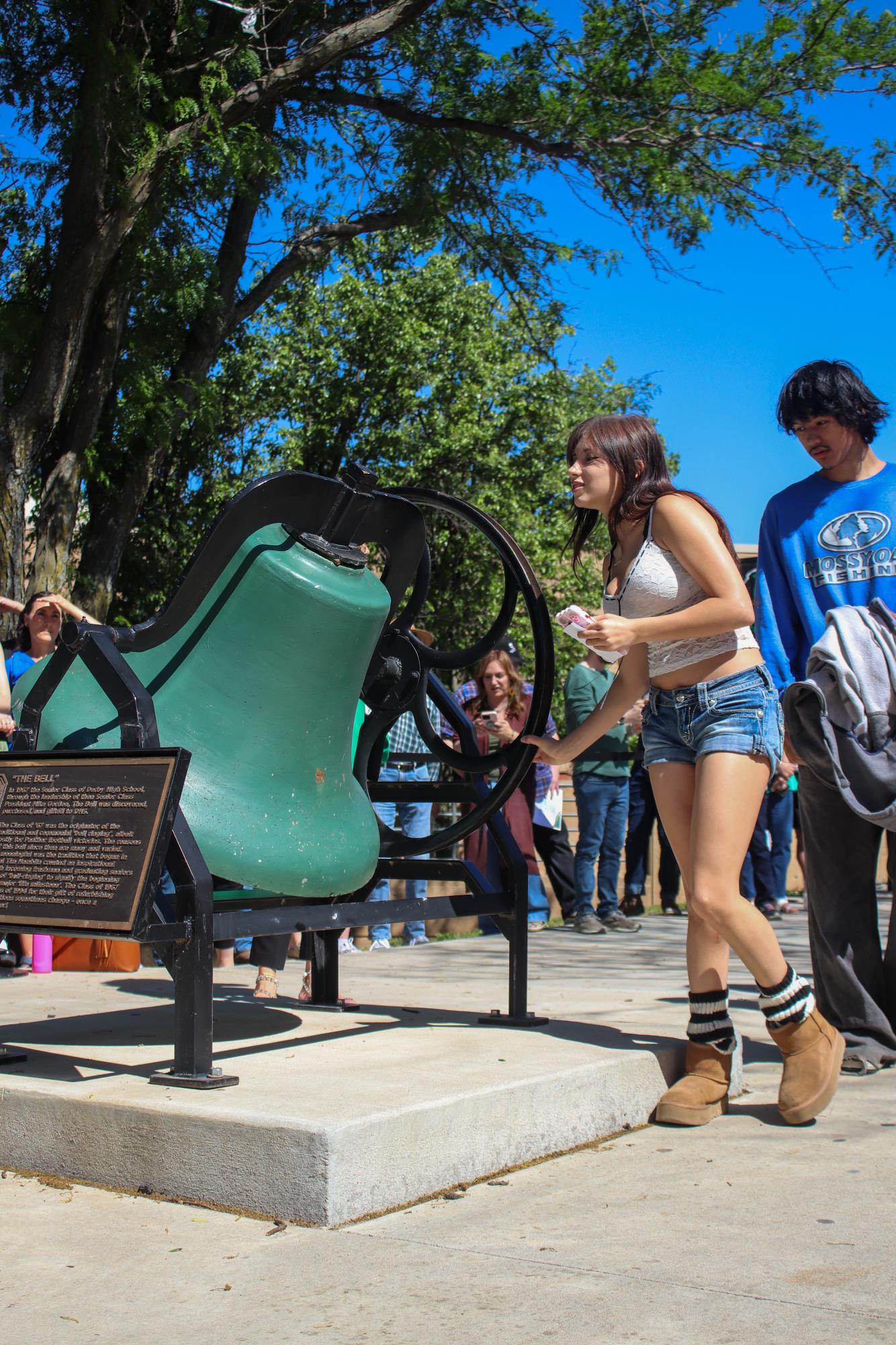 Bell Ringing (Photos by Holly Bookout)