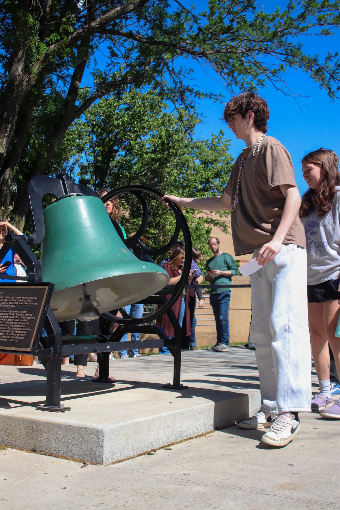 Bell Ringing (Photos by Holly Bookout)