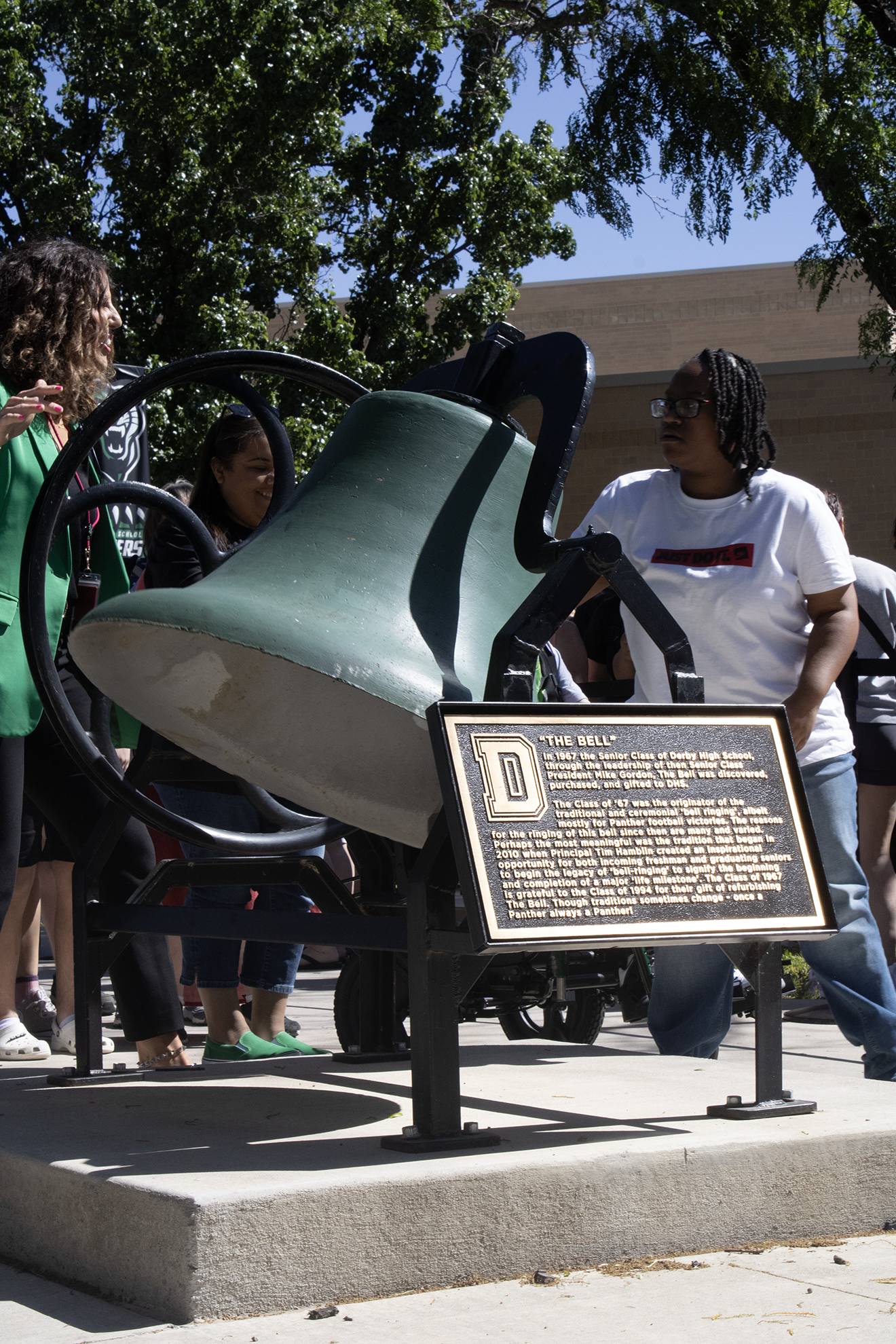 Bell ringing (Photos by Madison Quade)