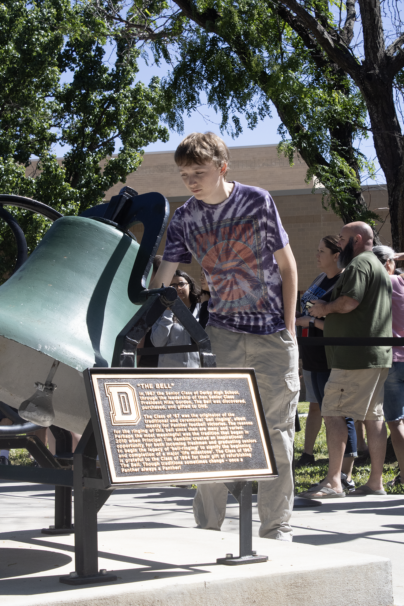 Bell ringing (Photos by Madison Quade)