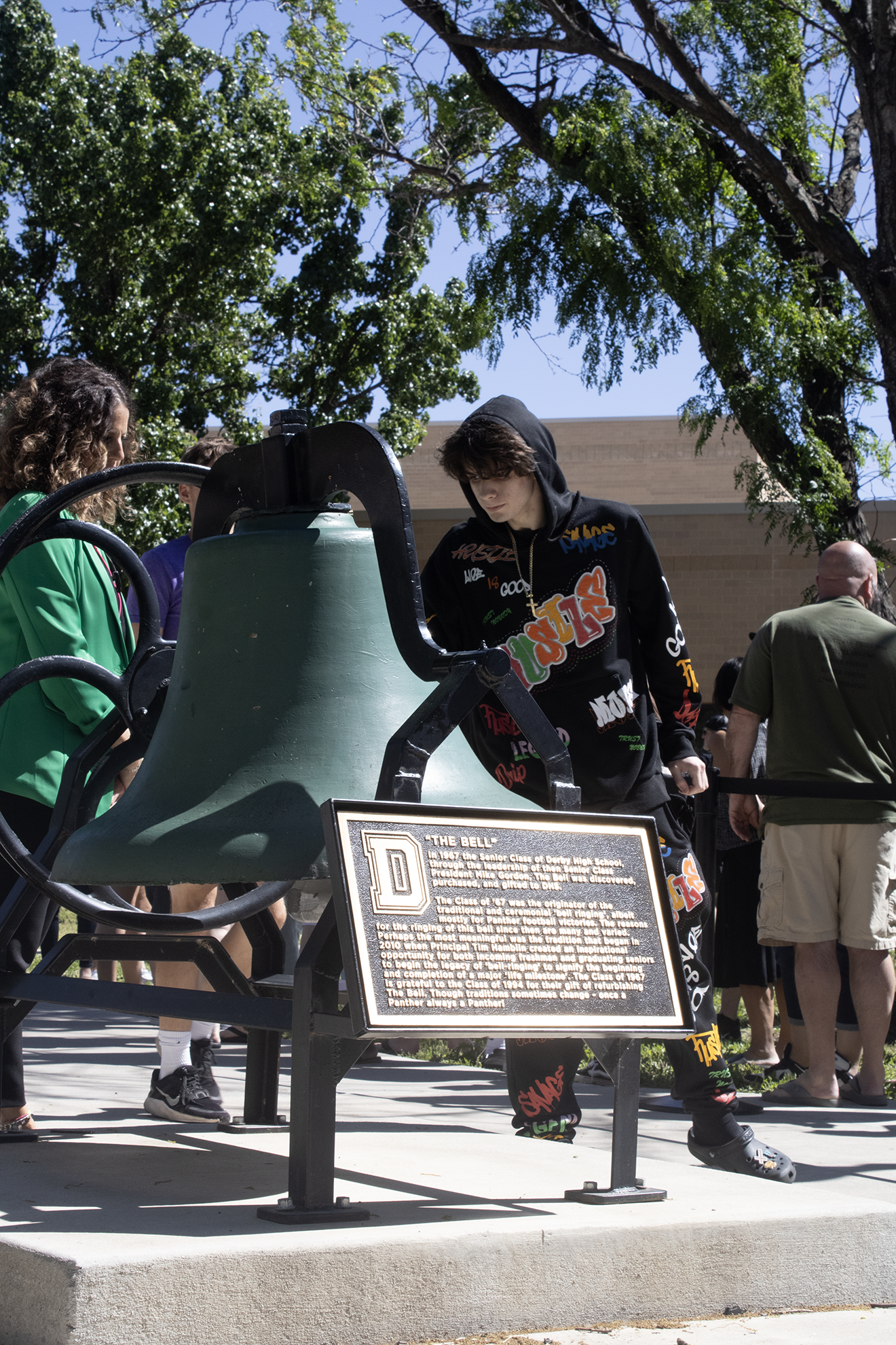 Bell ringing (Photos by Madison Quade)