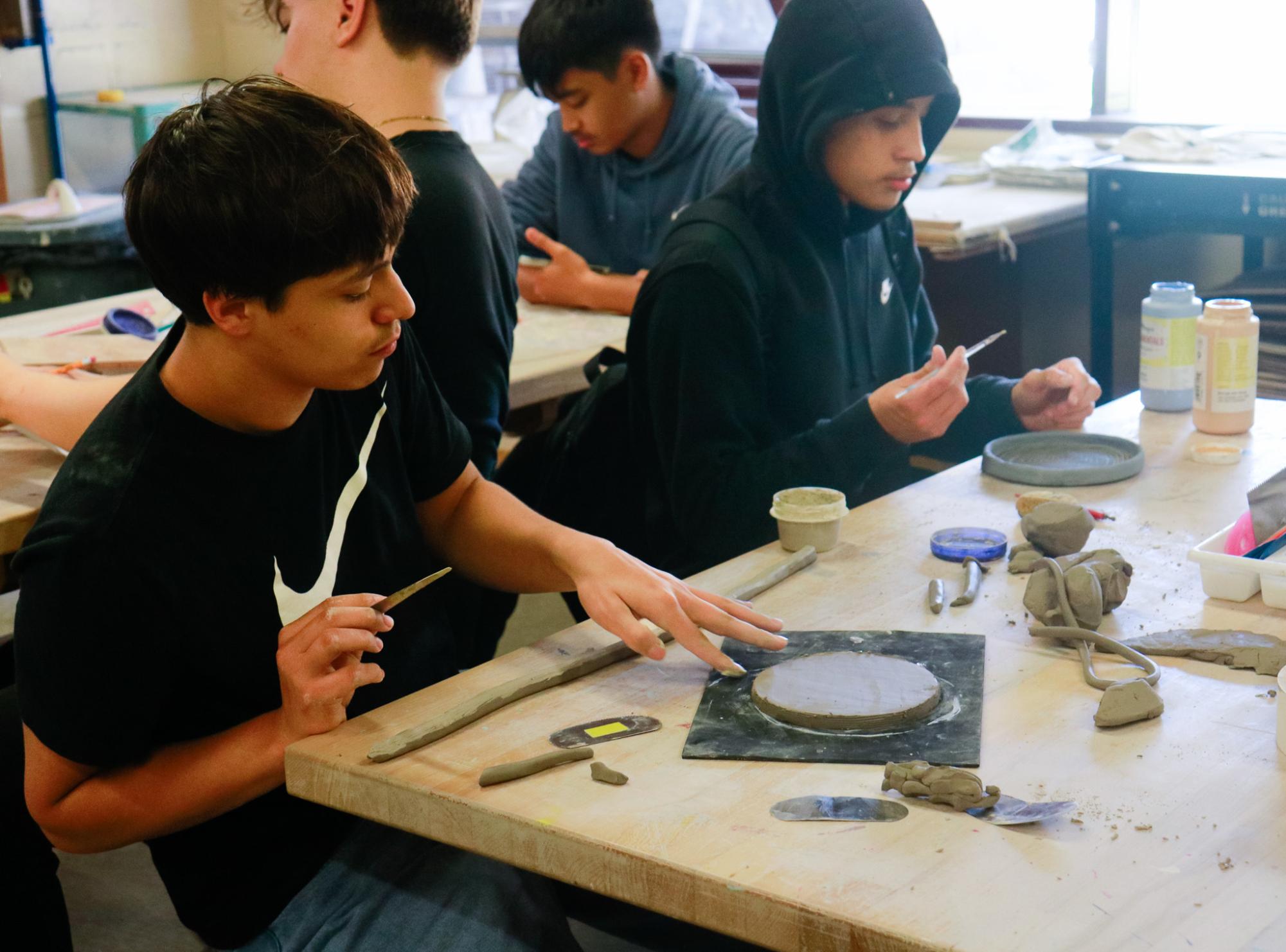 Clay classes (Photos by Ava Mbawuike)