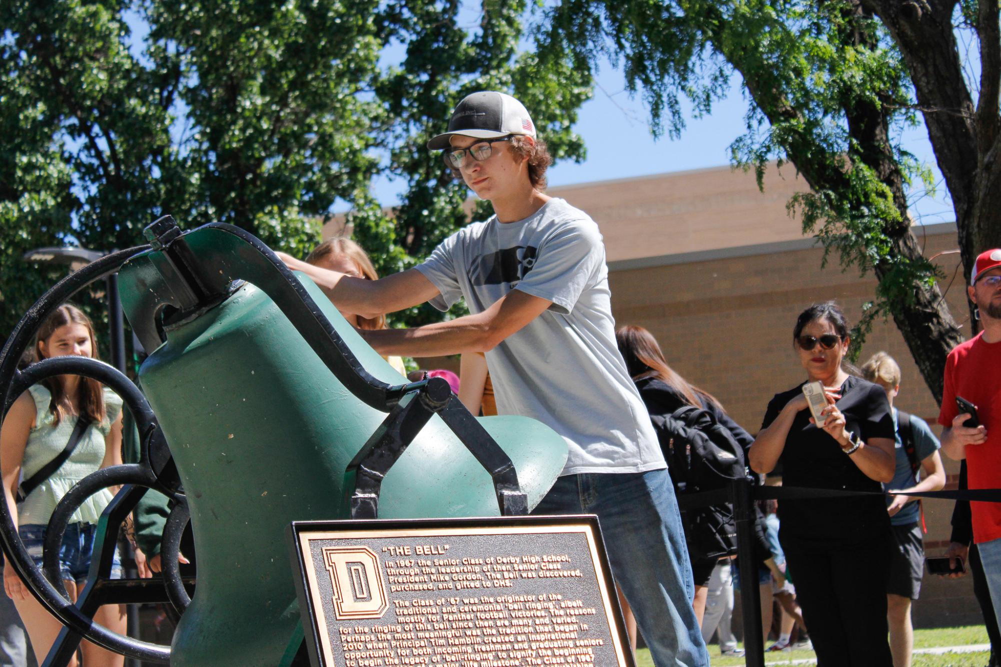 2025 Bell Ringing (Photos by Bree Stuhlsatz