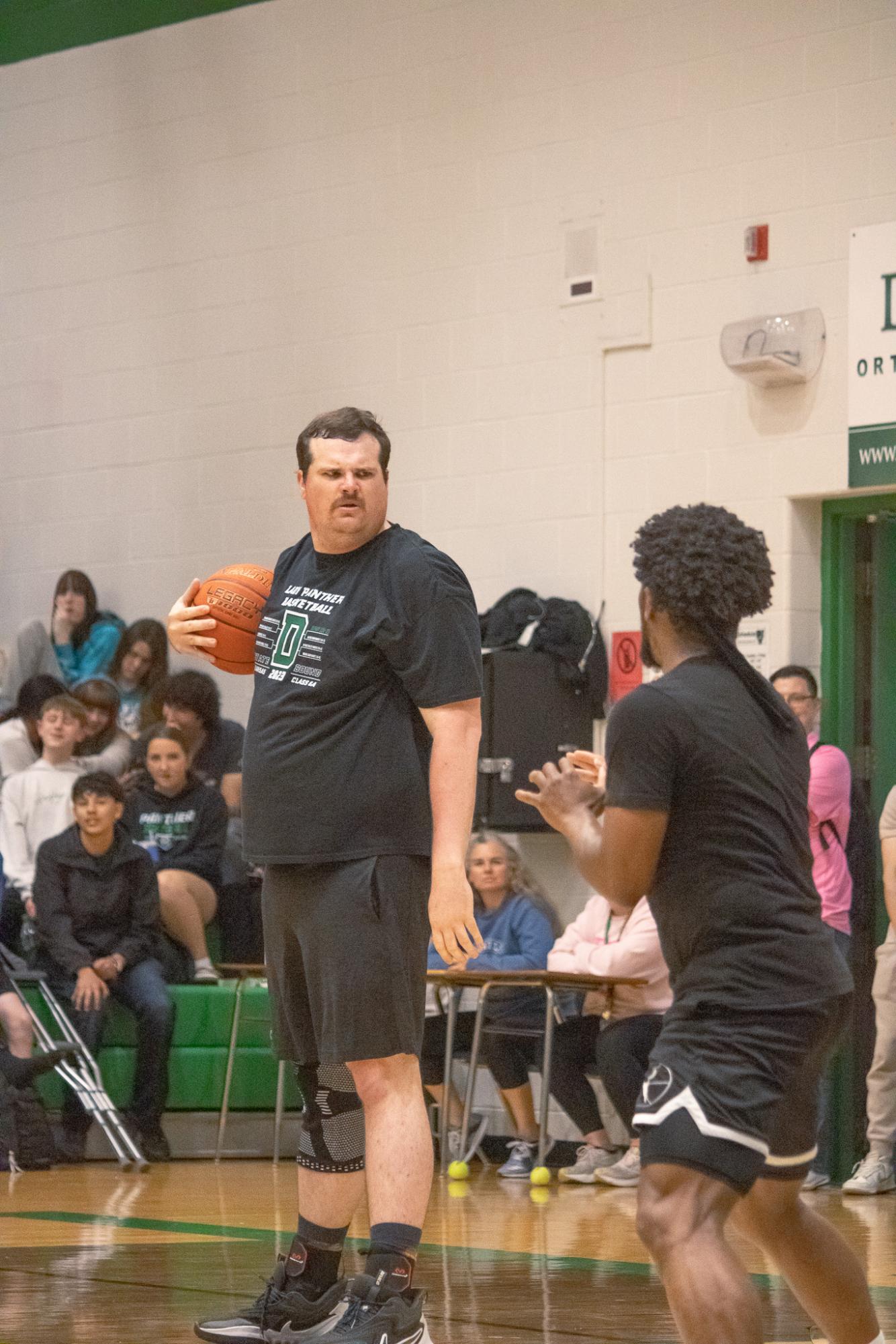 Senior vs. Staff basketball game (Photos by Persephone Ivy)